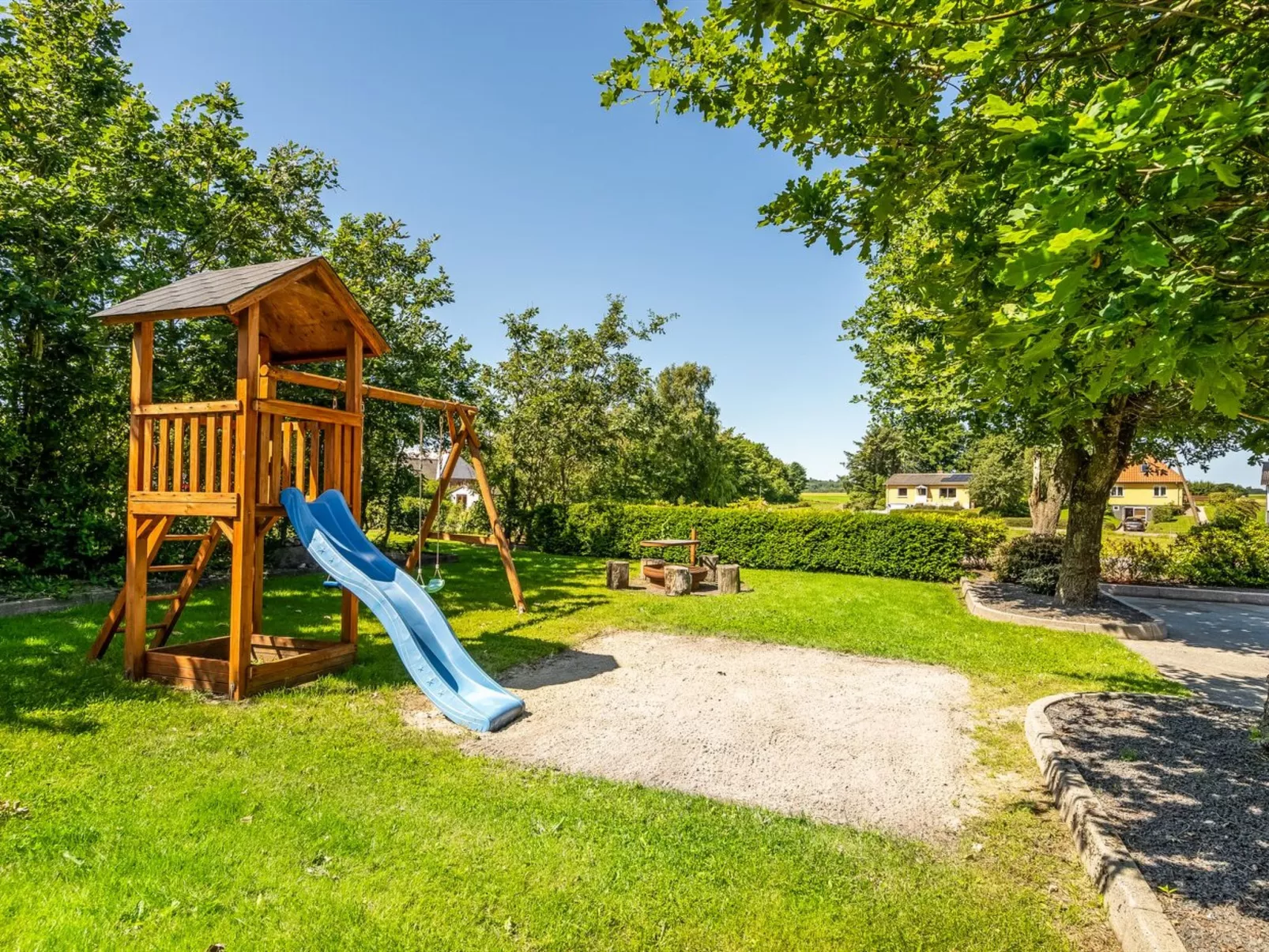 "Borjana" - 500m to the fjord-Draußen