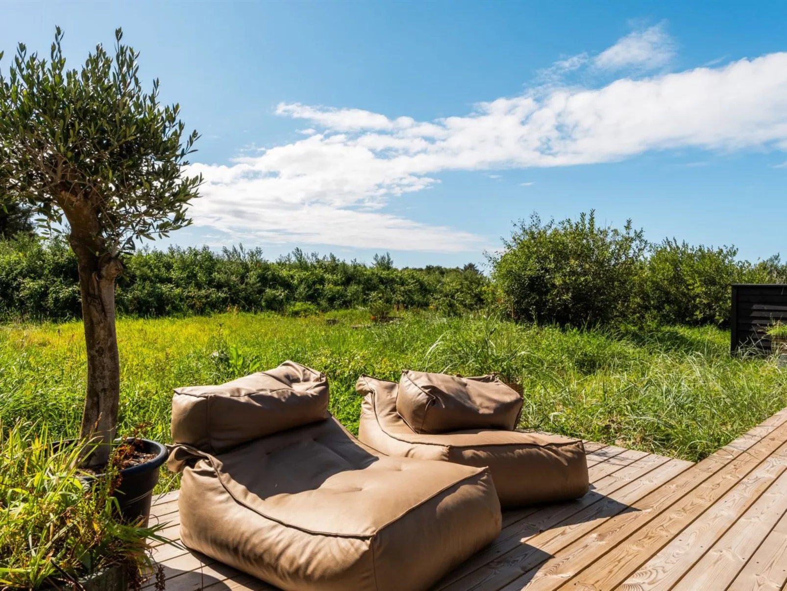 "Afkar" - 900m from the sea-Outside