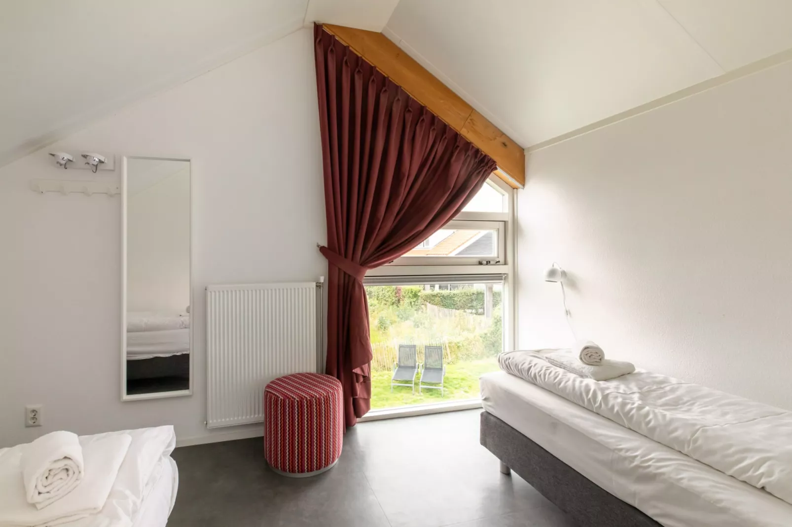 Zonnedorp 26 Renesse: Comfortable Beach Holiday on the North Sea-Untagged