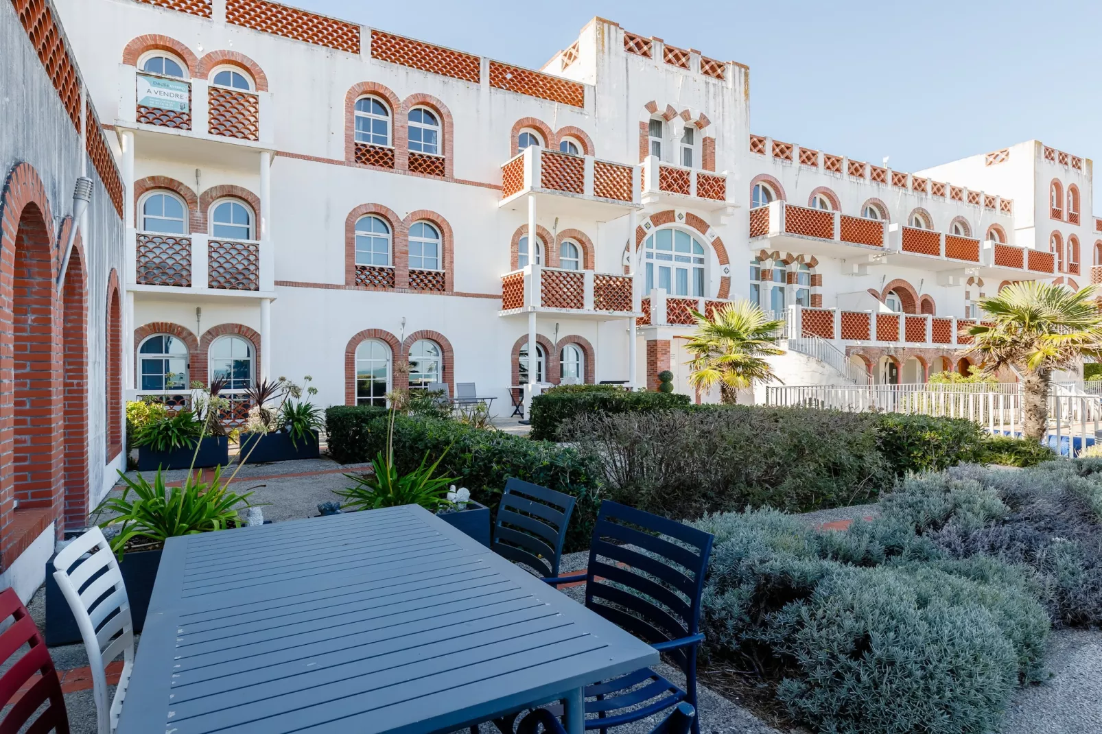 L Ocean N°40 - 2P5-Außenbereich Sommer