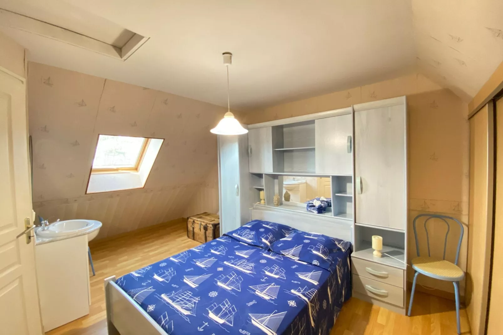 Holiday home in Hauteville Sur Mer-Chambre