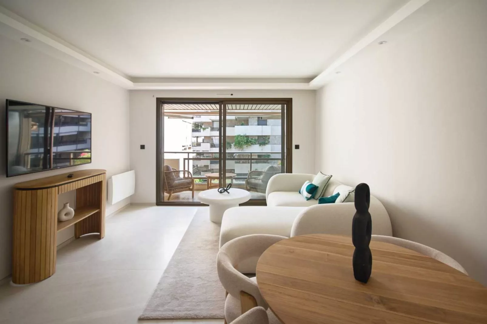 JL-64-ANTIBES-Untagged