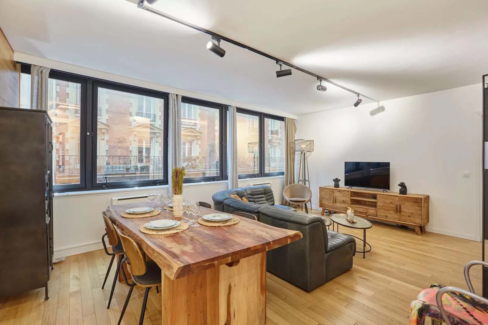 RUE DES MOINES 2-Nicht zugeordnet