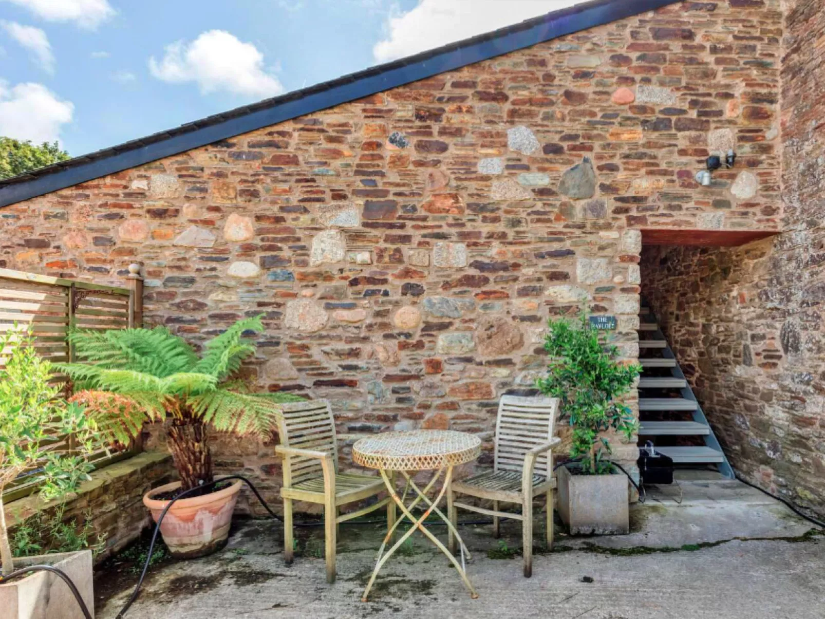 The Hayloft at Yealmpton-Outside