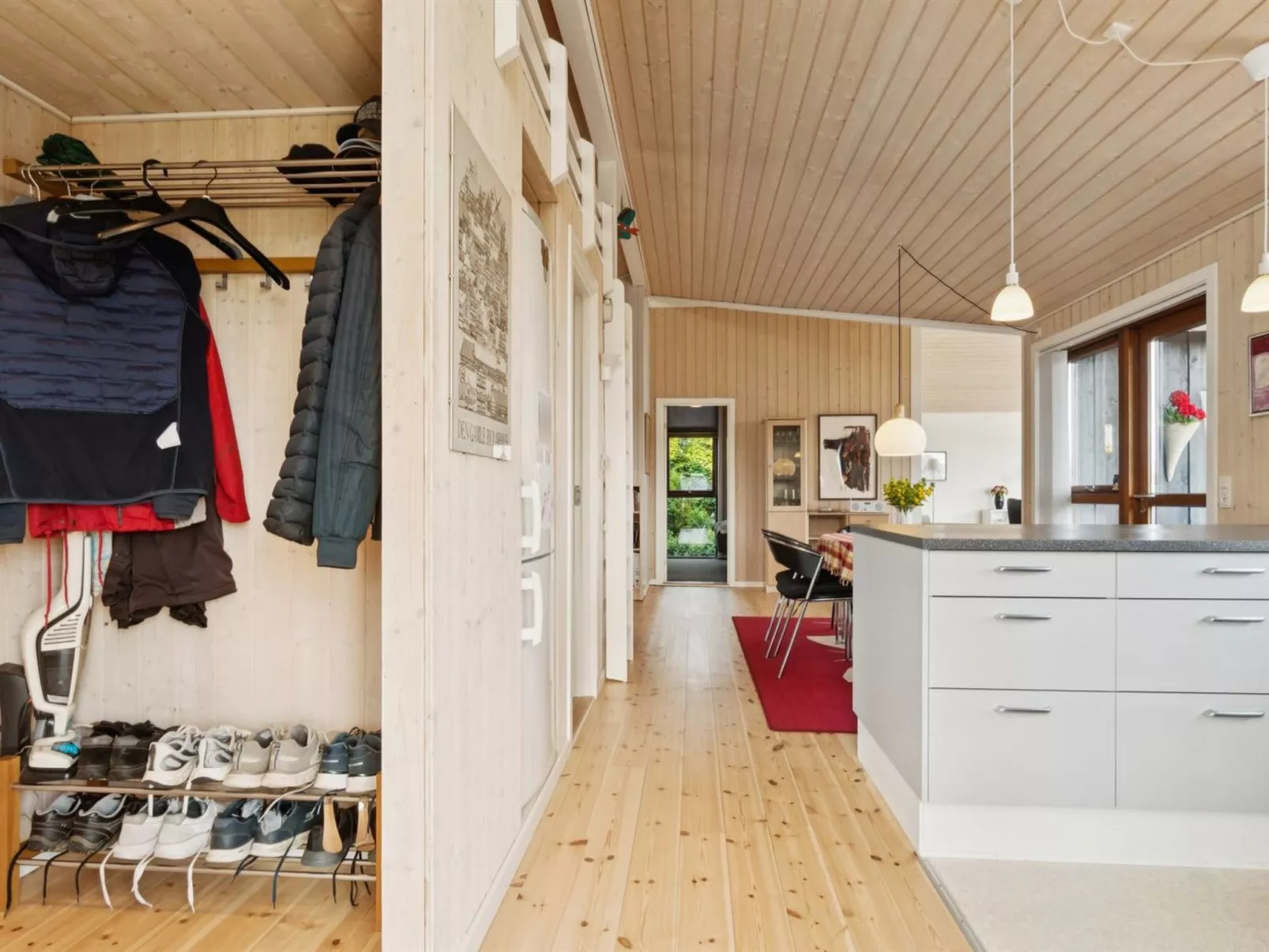 "Viggo" - 200m from the sea-Inside