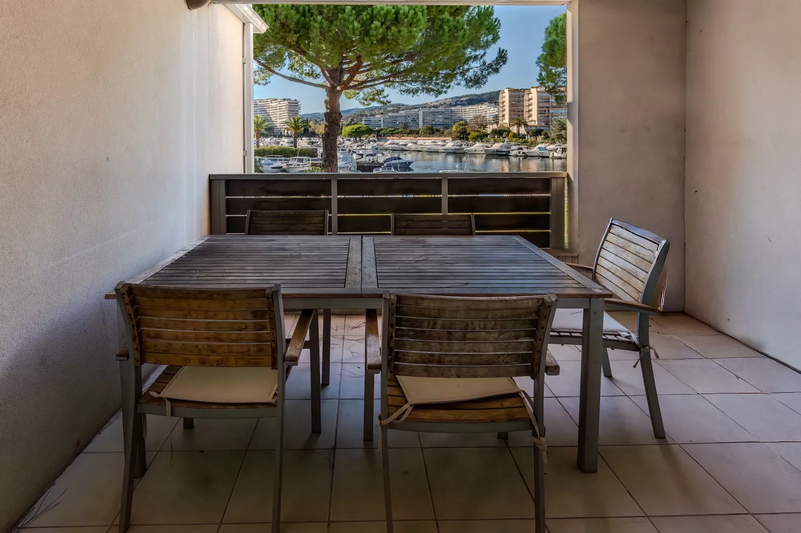 Carre Marine N°105 - 3P6-Terrace balcony