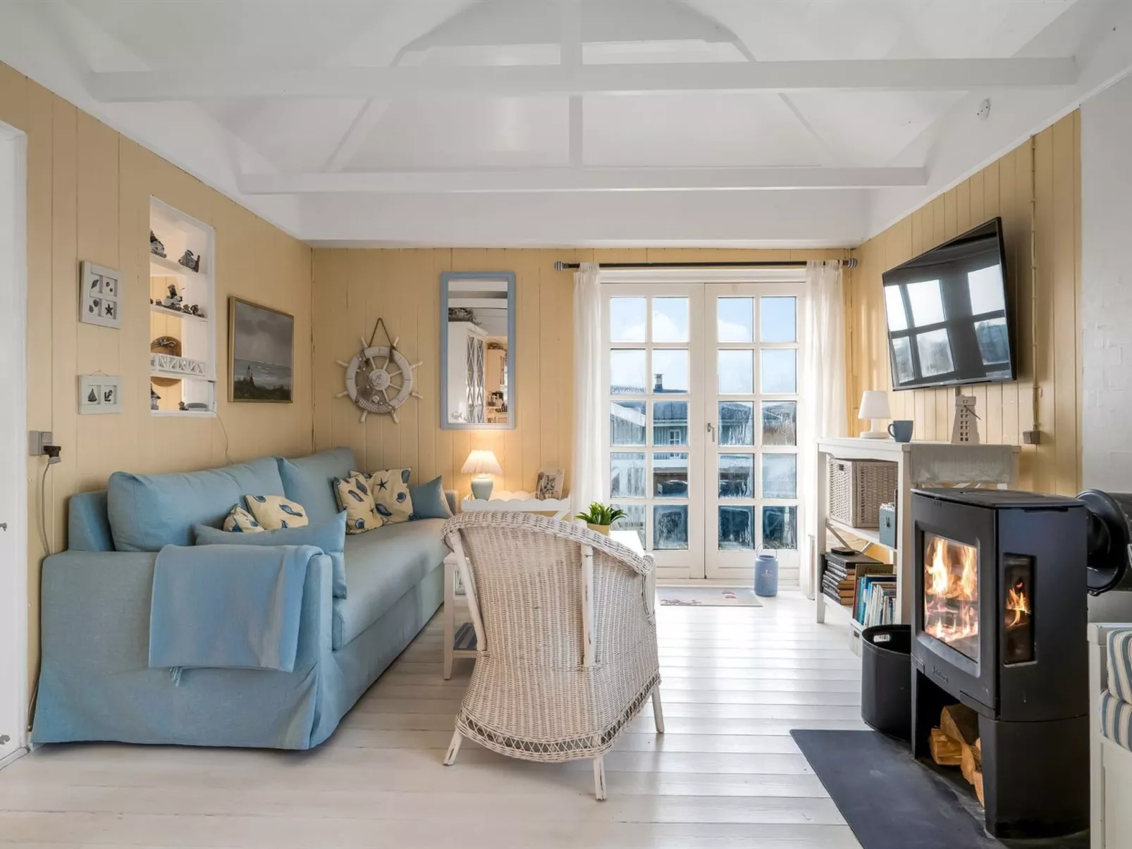 "Åsta" - 200m from the sea-Drinnen