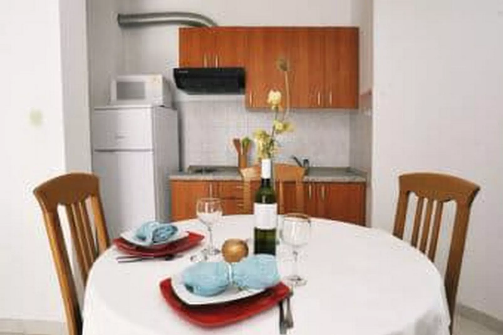 Apartments Anamarija - One Bedroom Apartment with Balcony (A2+2) 4 - Cuisine