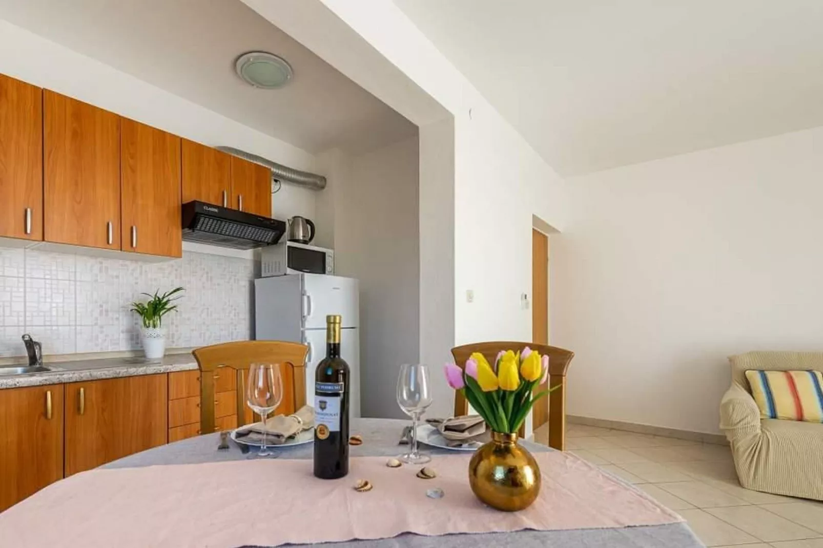 Apartments Anamarija - One Bedroom Apartment with Balcony (A2+2) 6 - Cuisine