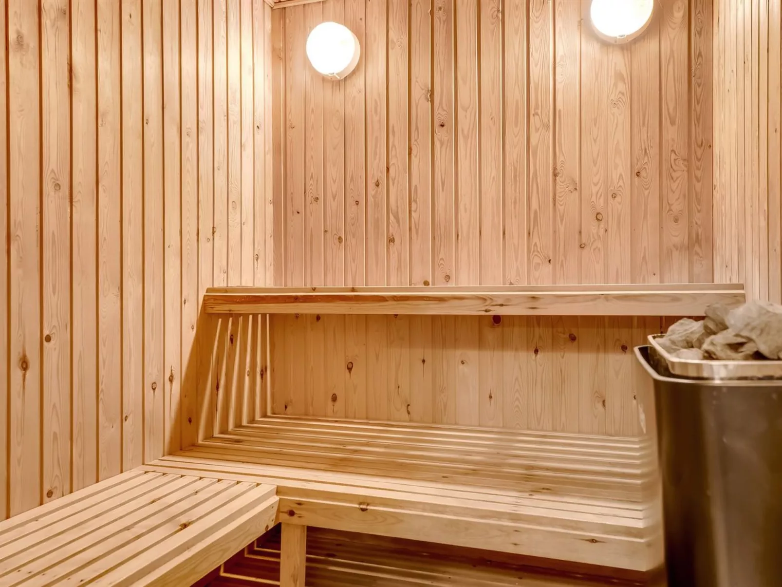 "Virve" - 100m to the fjord - Dedans