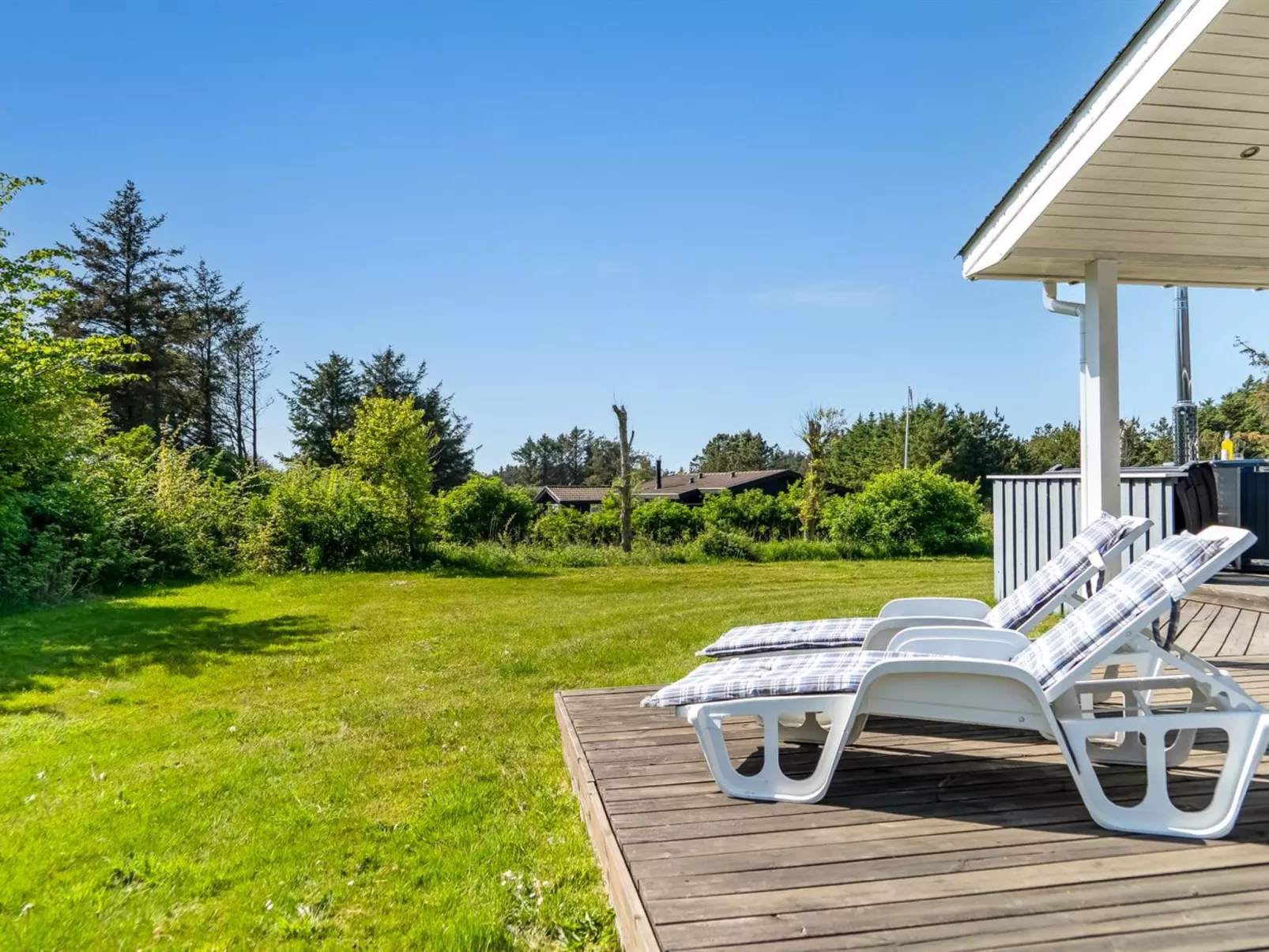 "Annvy" - 875m from the sea - Outside