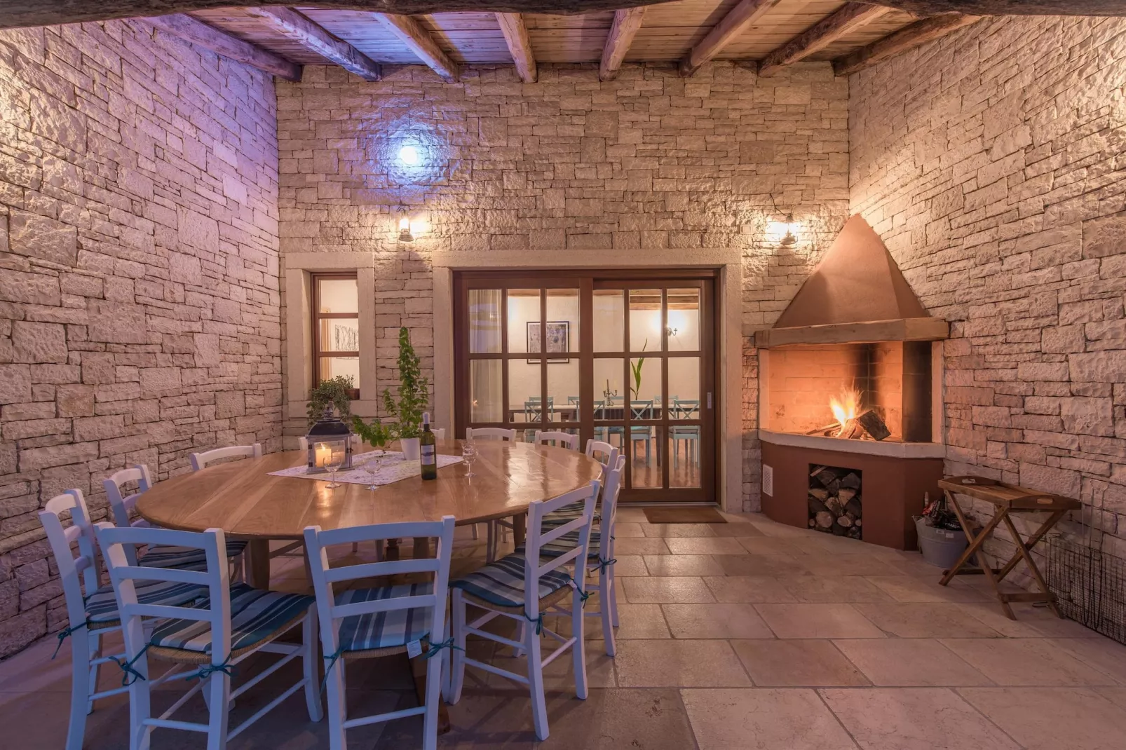 Villa Lipica - Terrasse/Balkon