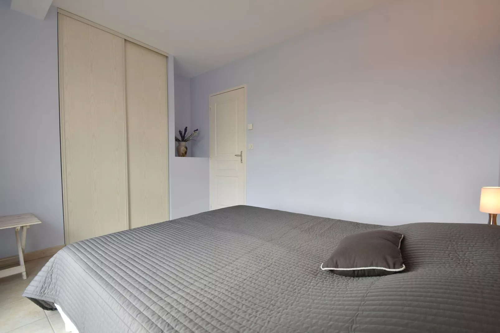 Les Vaux-Bedroom