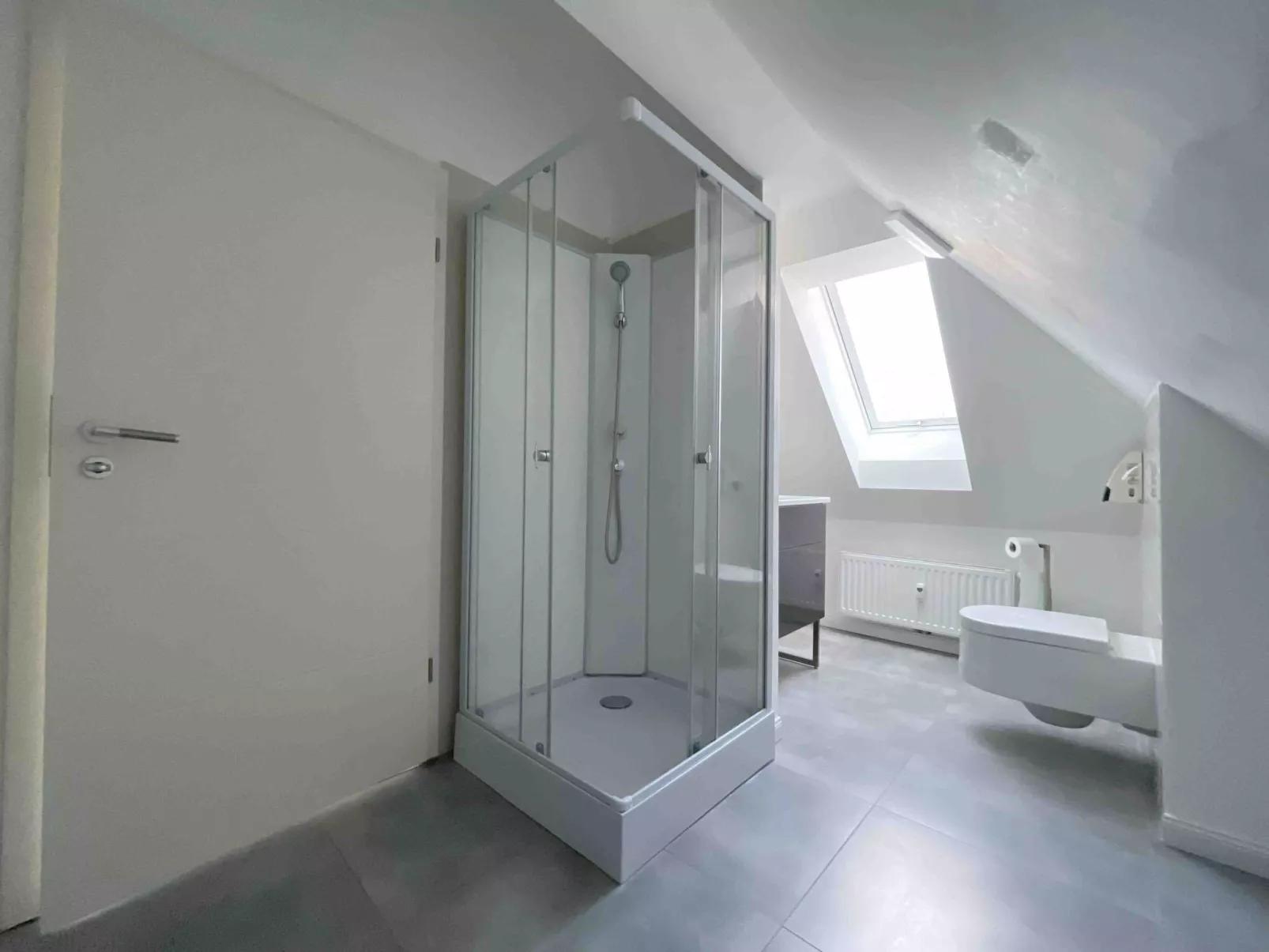 SAD233 - Image-tags.info