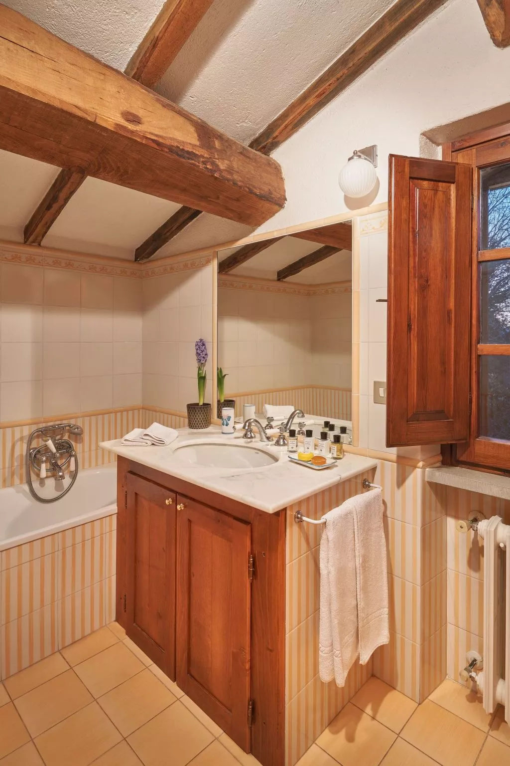 Haus mit Vordach - Image-tags.info