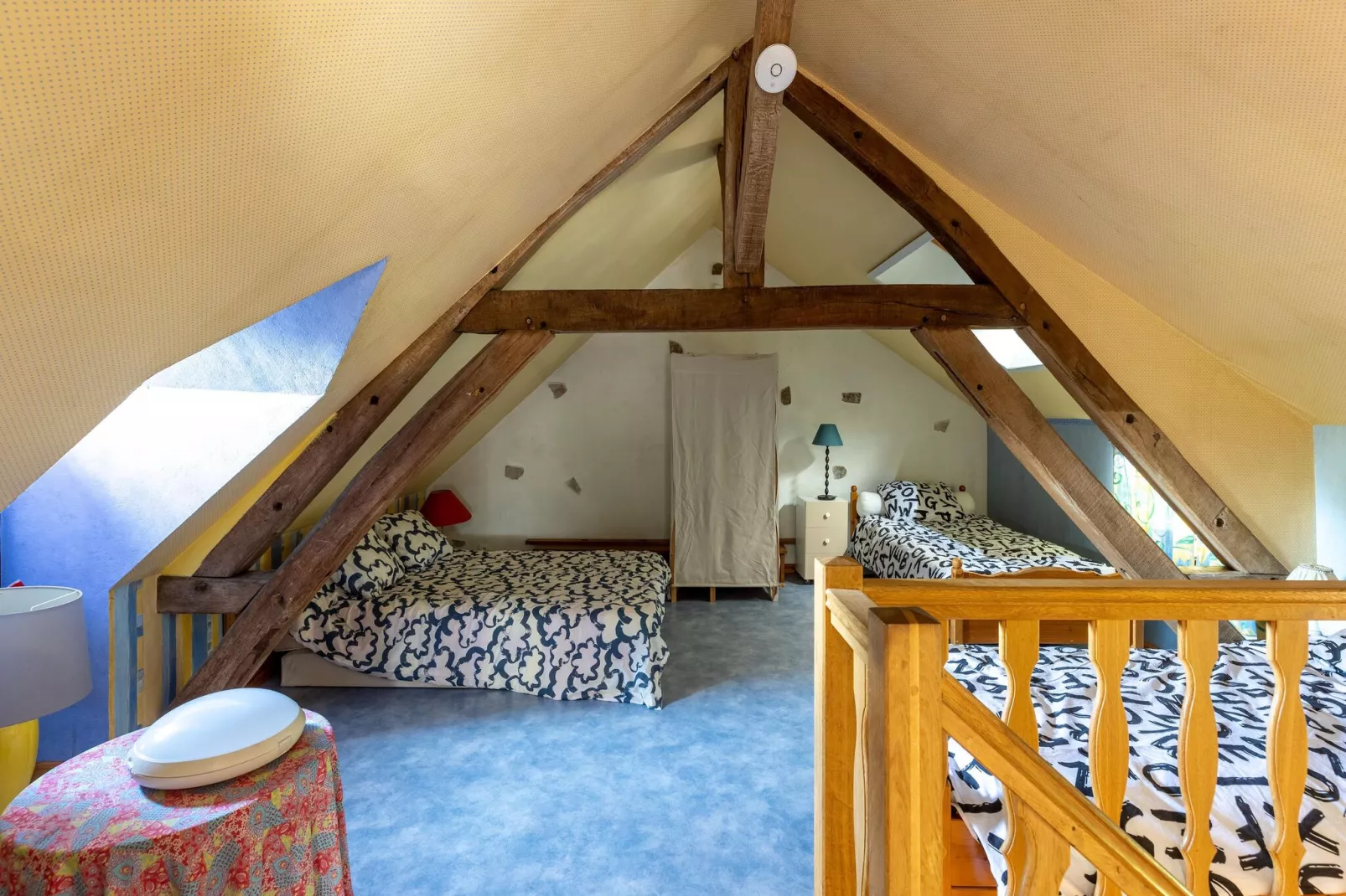 LA MAISON AUX VOLETS ROUGES-Chambre