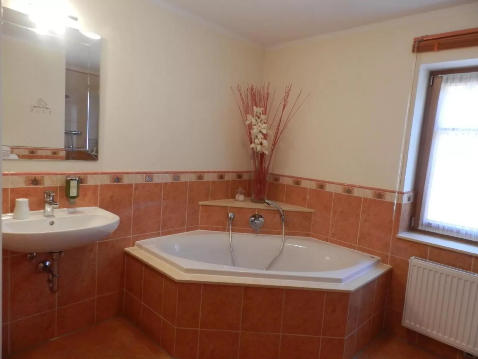 In Marktgemeinde Übelbach mit Garten - Image-tags.info