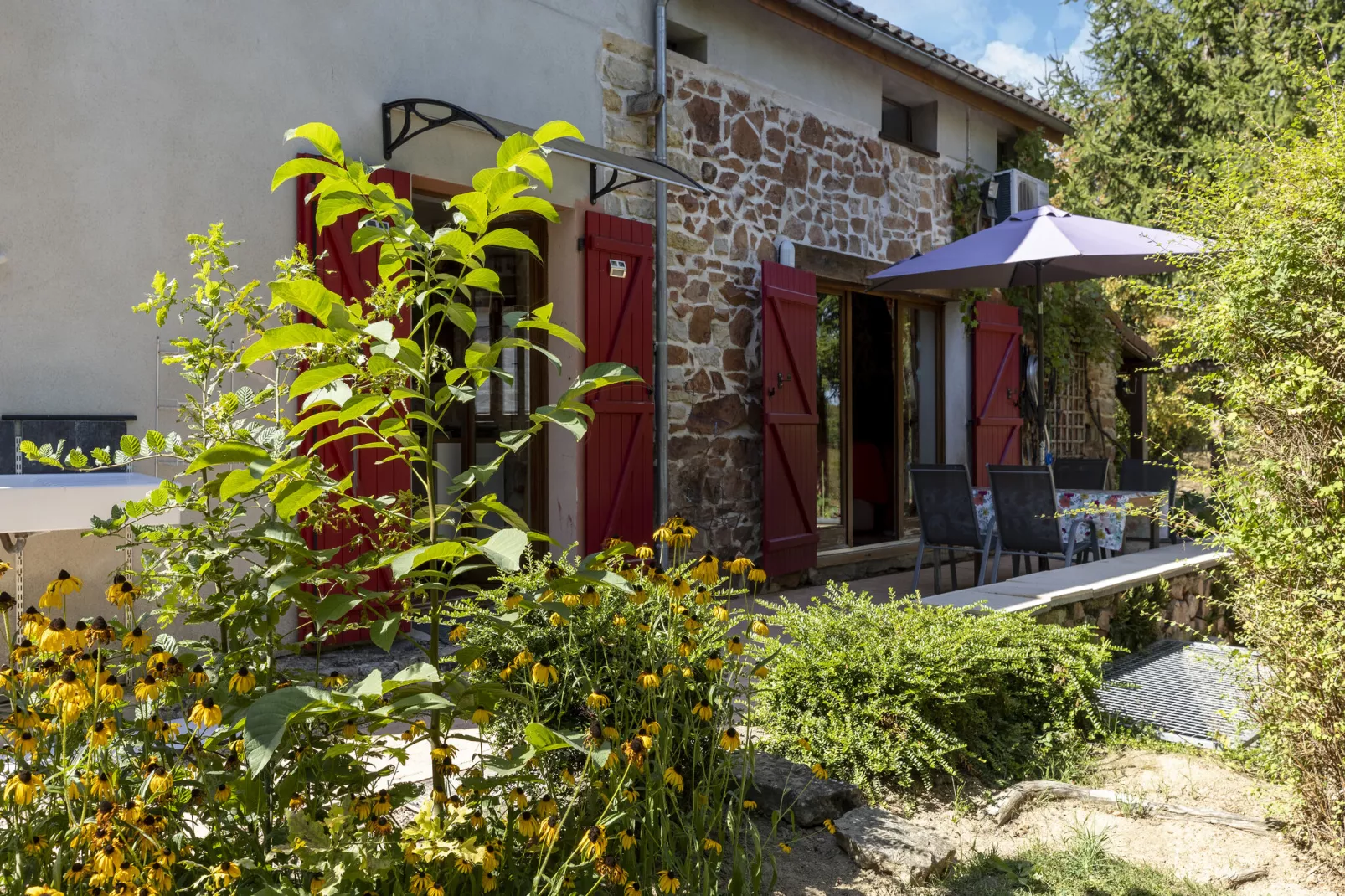 LA MAISON AUX VOLETS ROUGES-Balcon-terrasse