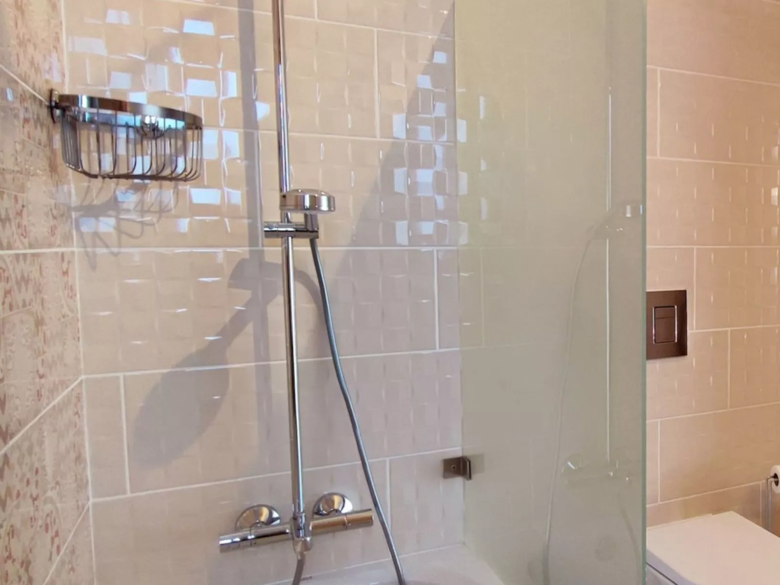 Villa mit 6 Schlafzimmern, Familie, Gruppen, Strand, Pool, Garten - Image-tags.info