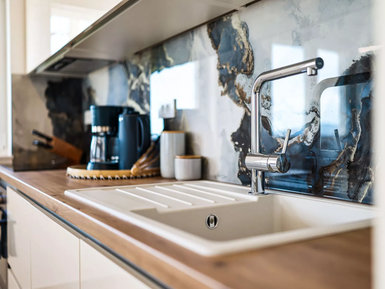 ELA Apartment - Image-tags.info