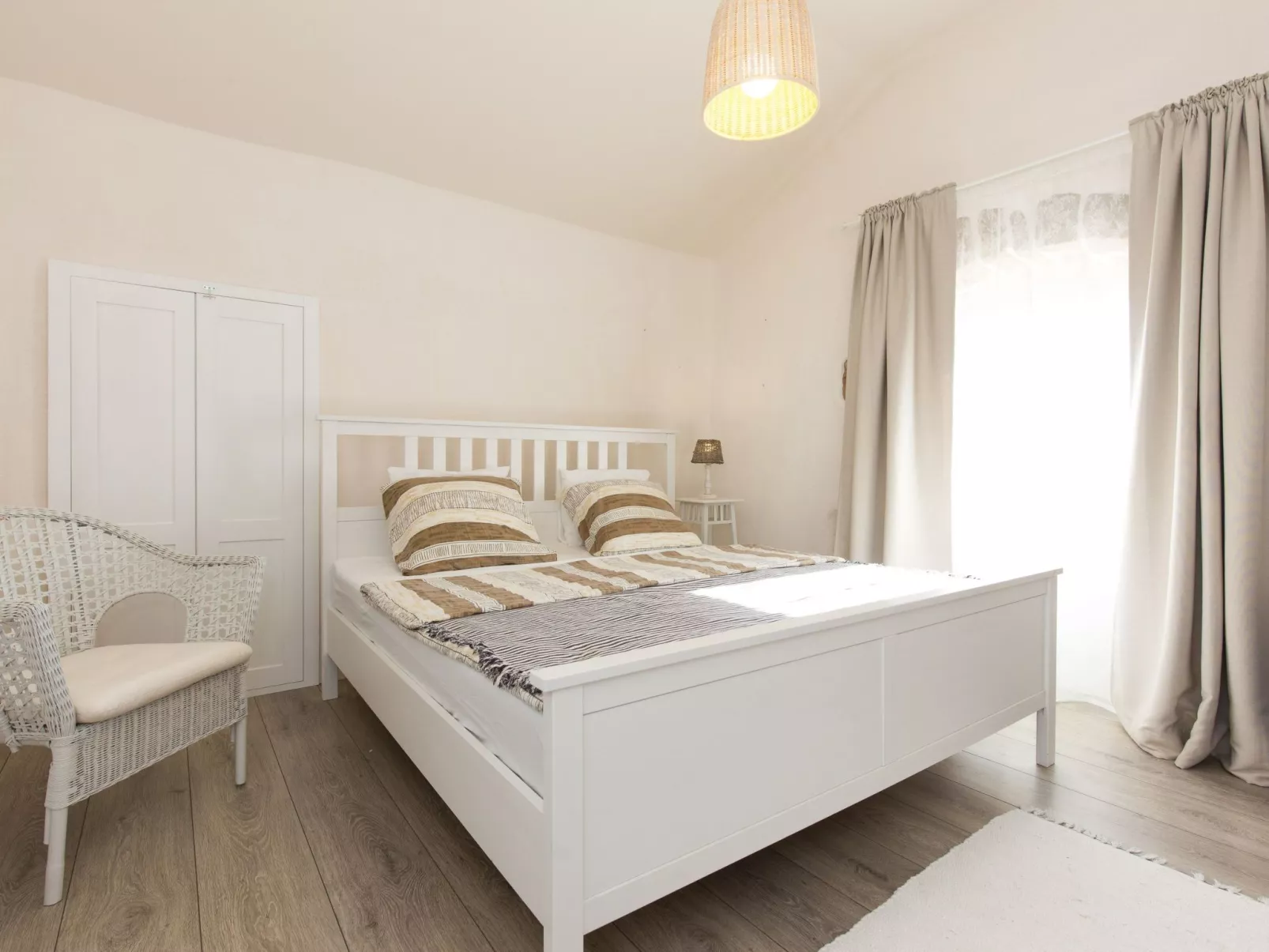 "Misto" mit Whirlpool - Image-tags.info