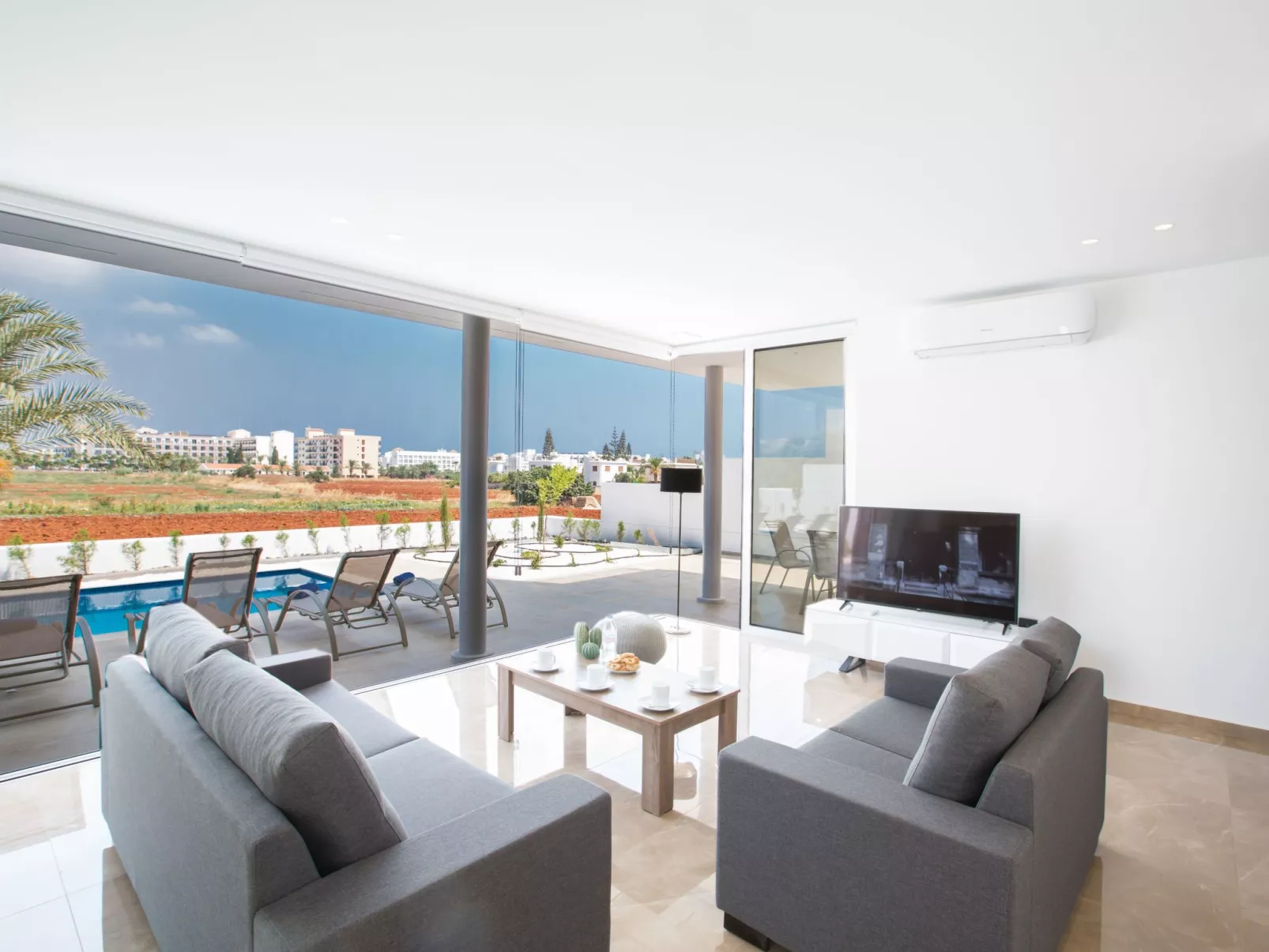 Neue 3-Schlafzimmer-Villa mit Pool in Protaras - Image-tags.info