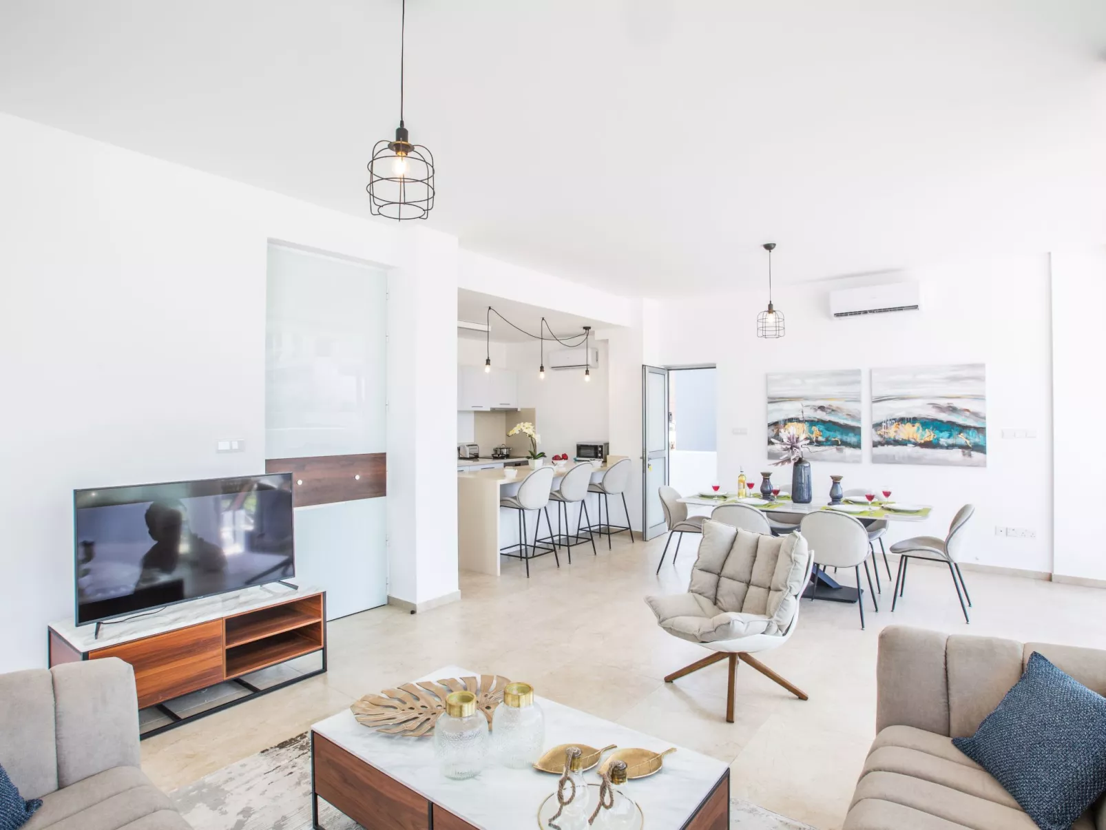 3-Schlafzimmer-Villa mit privatem Pool im Zentrum - Image-tags.info