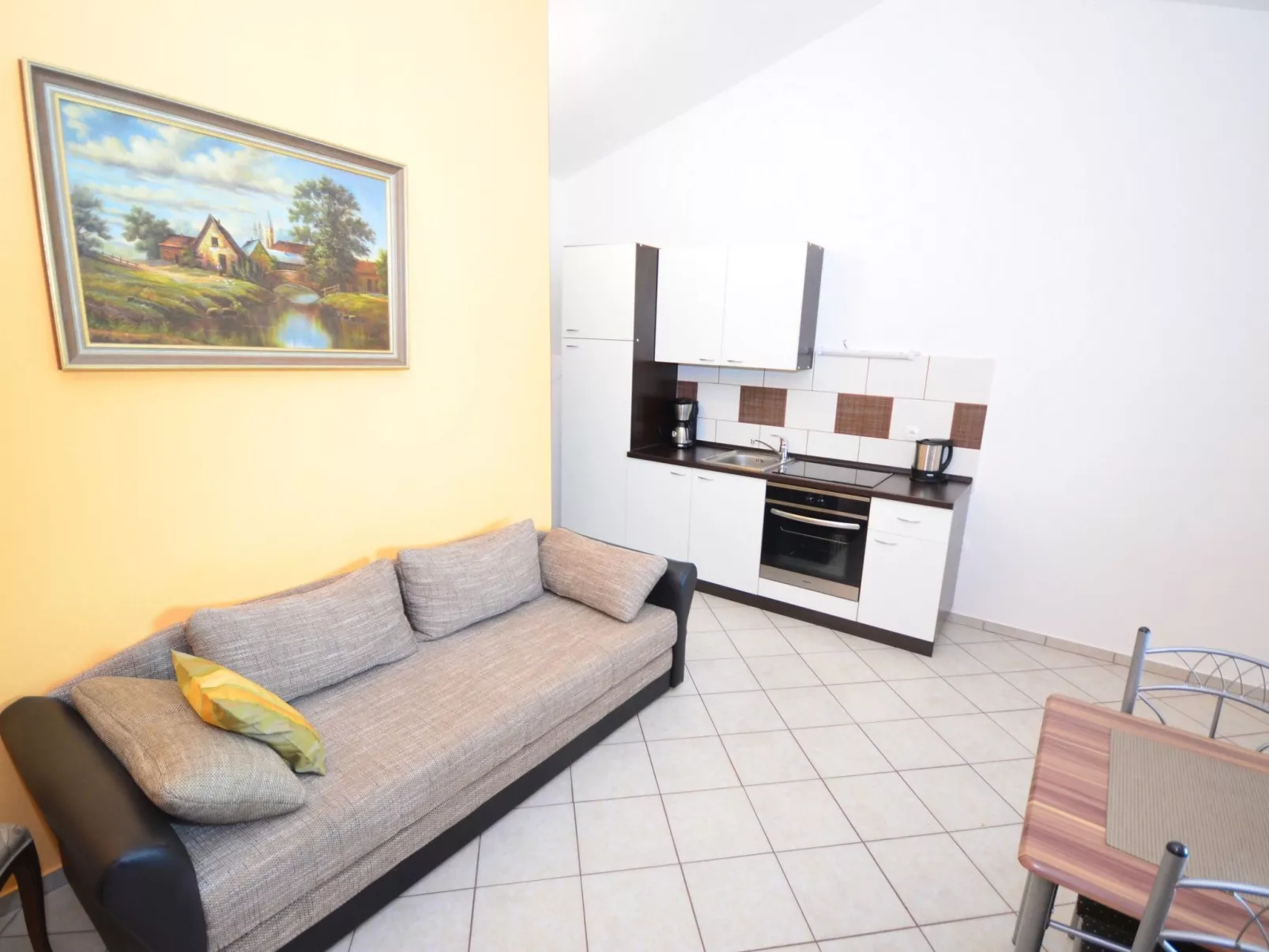 Apartment Brandis 2 - Image-tags.info