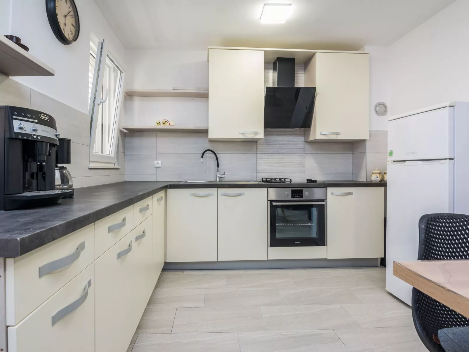 Appartement Loncar 1 - Image-tags.info