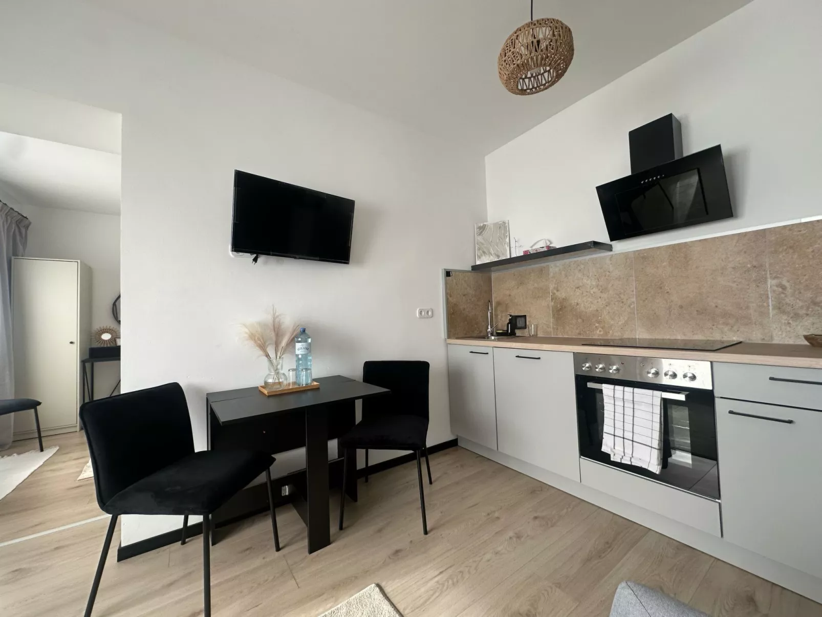 Place2stayhere-Image-tags.info