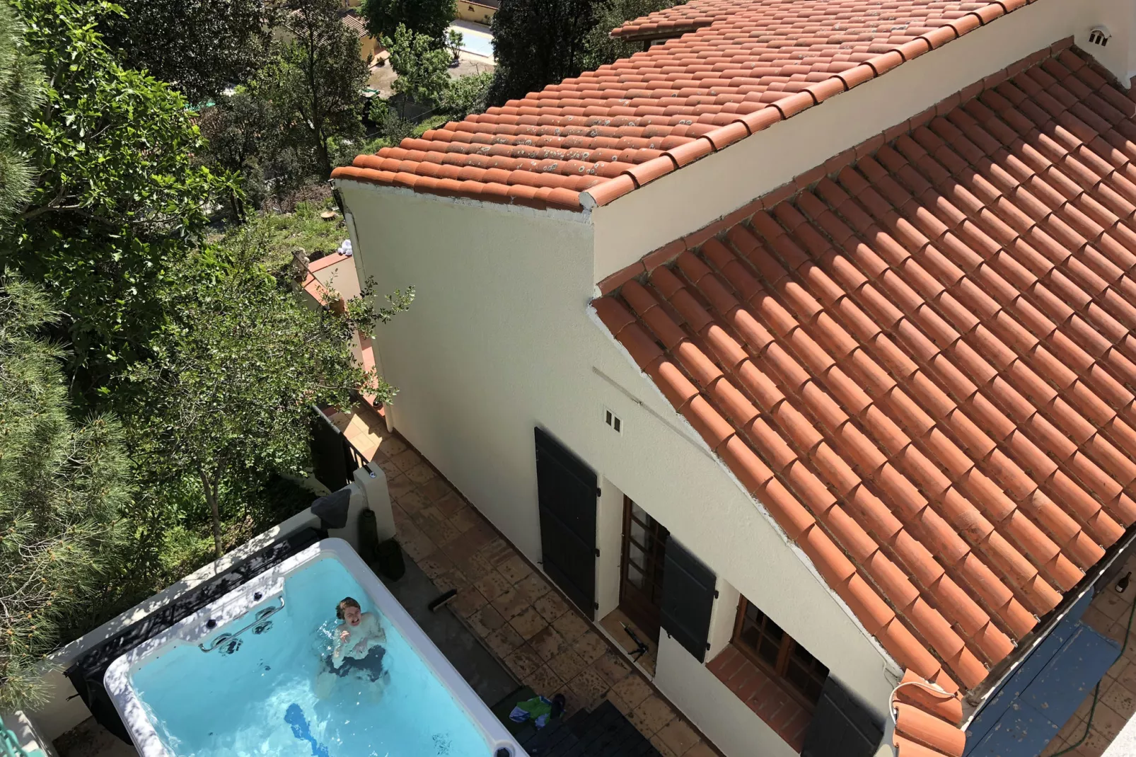 Attractive and luxurious villa with pool-jacuzzi-Exterior summer