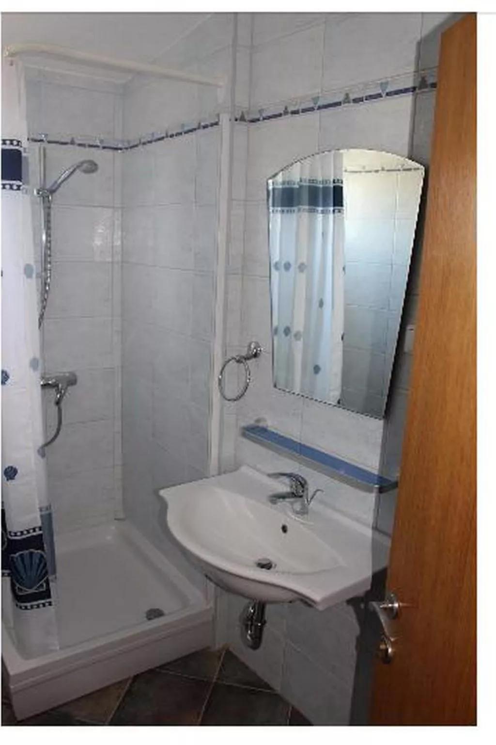 Apartment Pranic 3 - Image-tags.info