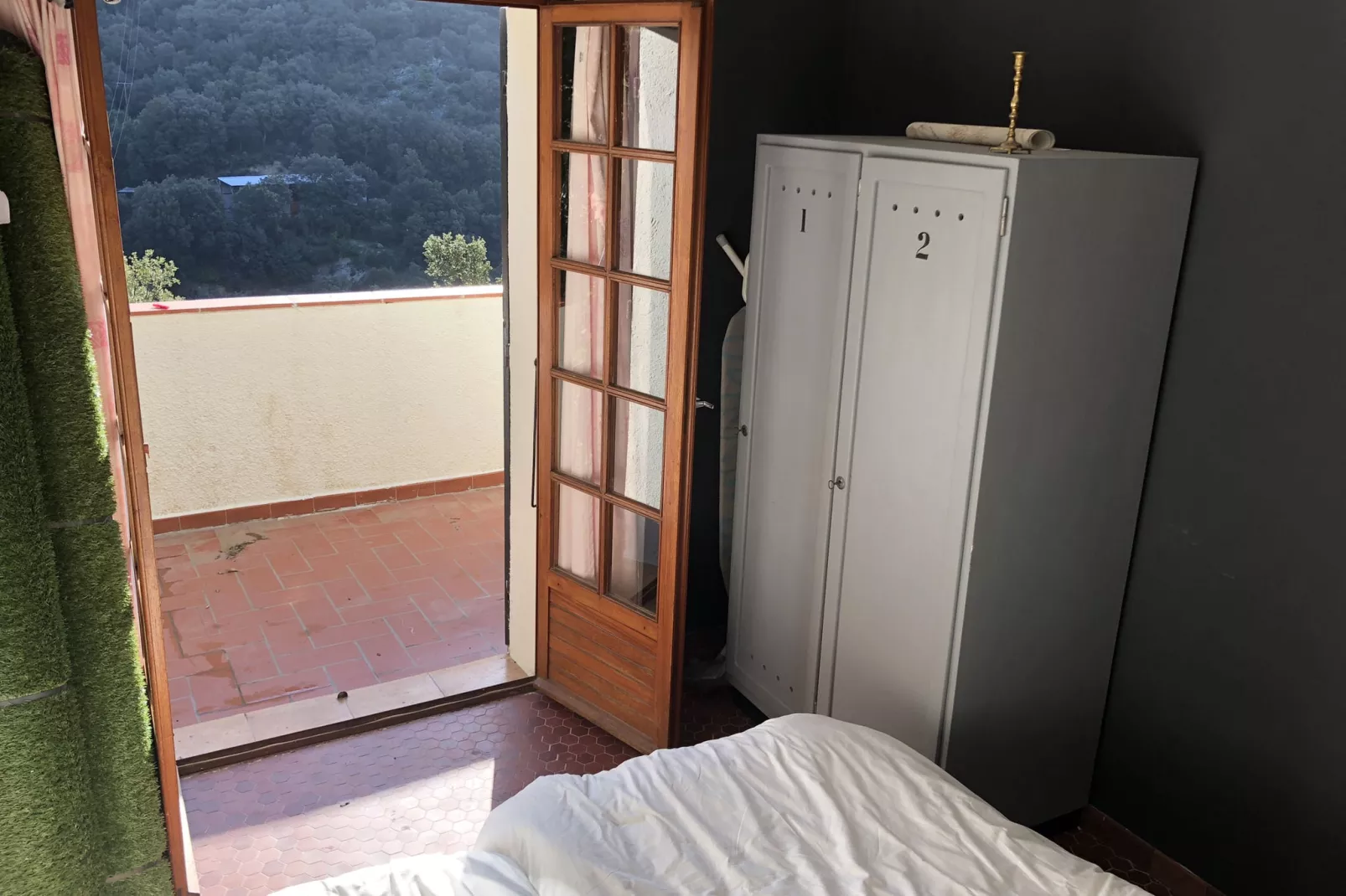 Attractive and luxurious villa with pool-jacuzzi-Bedroom