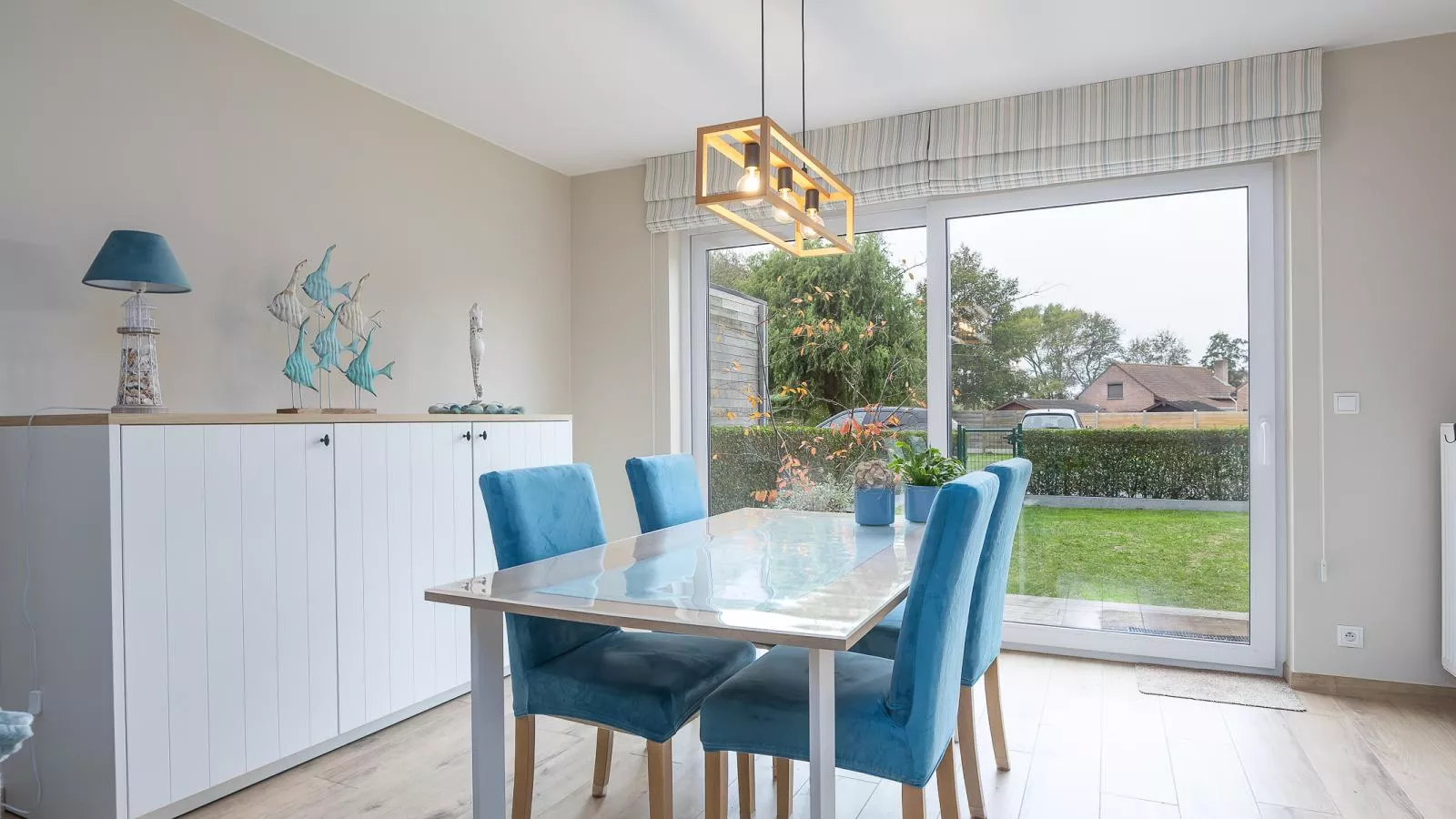 Lotus - 0003 + park. 3 - Living room