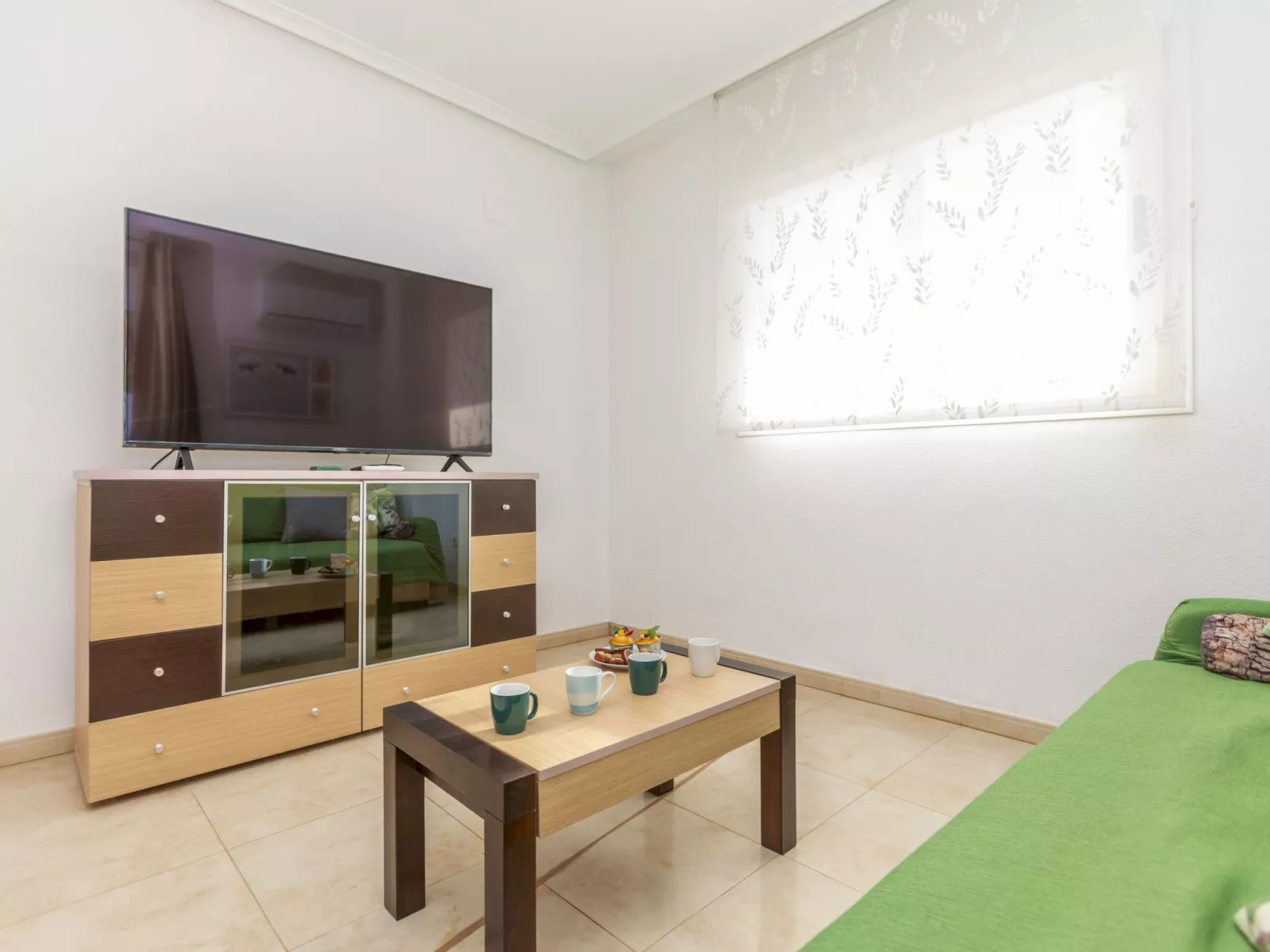 Jardines del Mar I - Inside