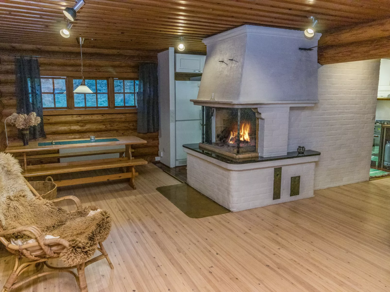 Hännänpää - Inside