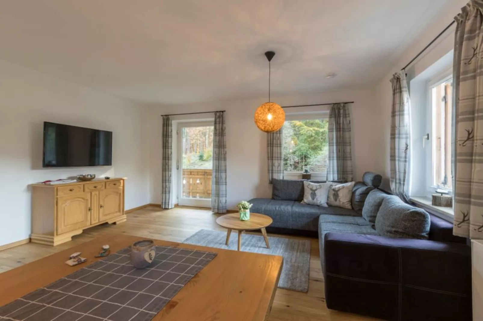 Ferienhaus Badersee - alle Einheiten zusammen - Salon