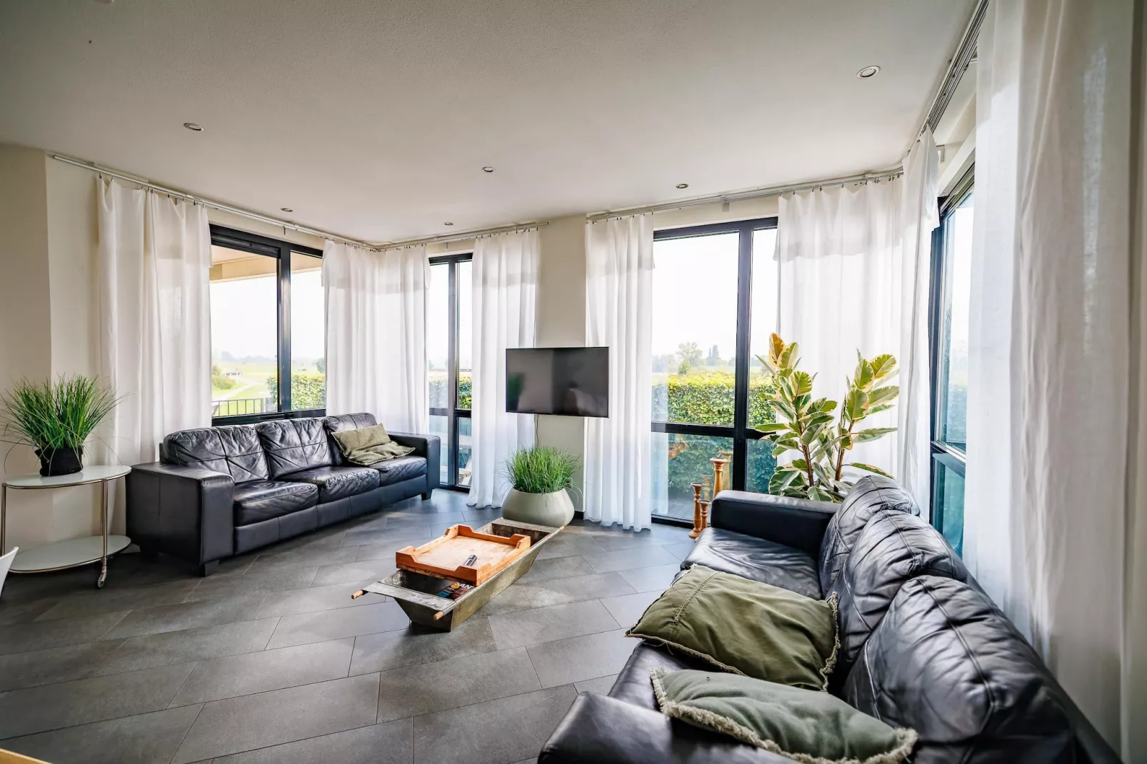 Vakantiepark Eiland van Maurik 6-Salon