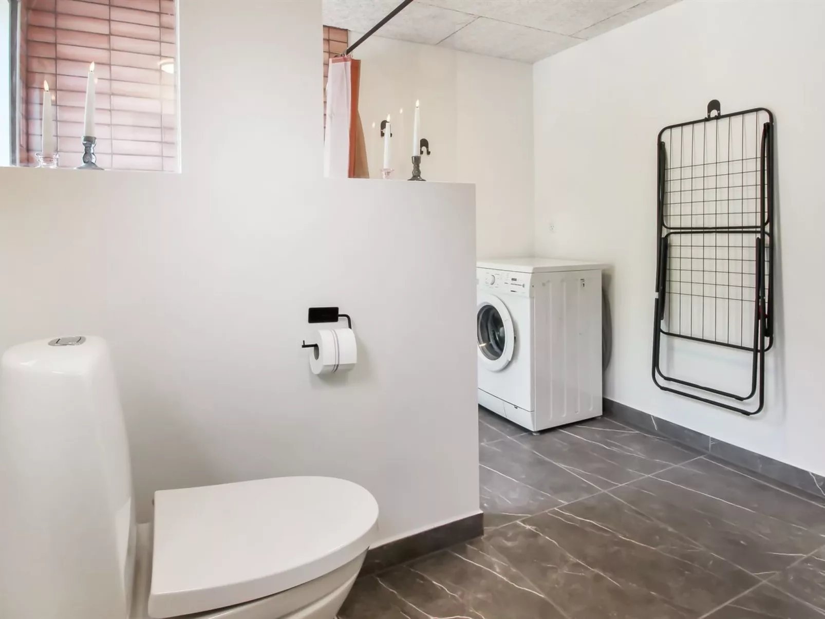 "Kabbi" - 2.6km from the sea-Dedans