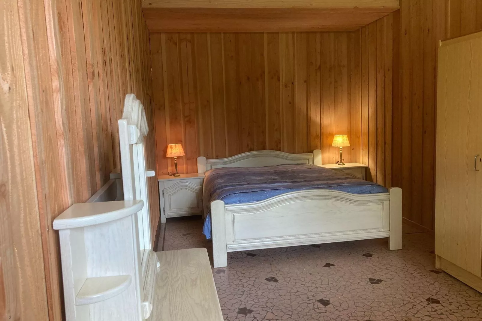 Apt Catharina 3 pers piscine partagée-Bedroom