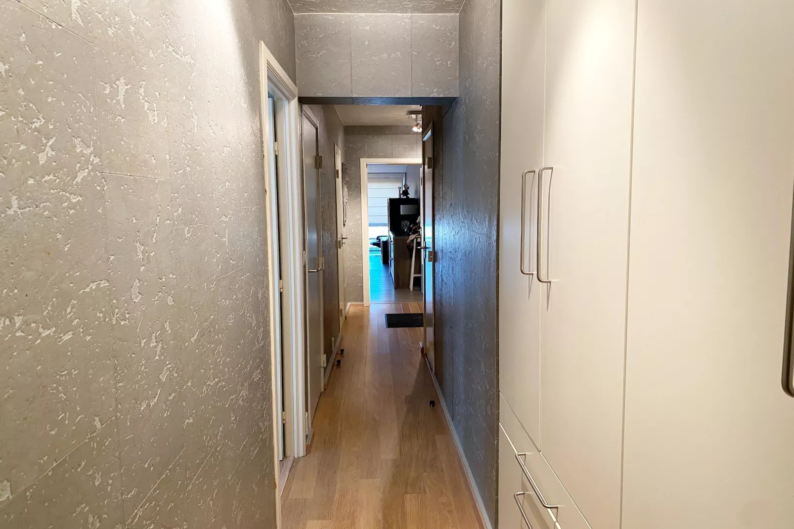 BEAULIEU 0602PK-Landing