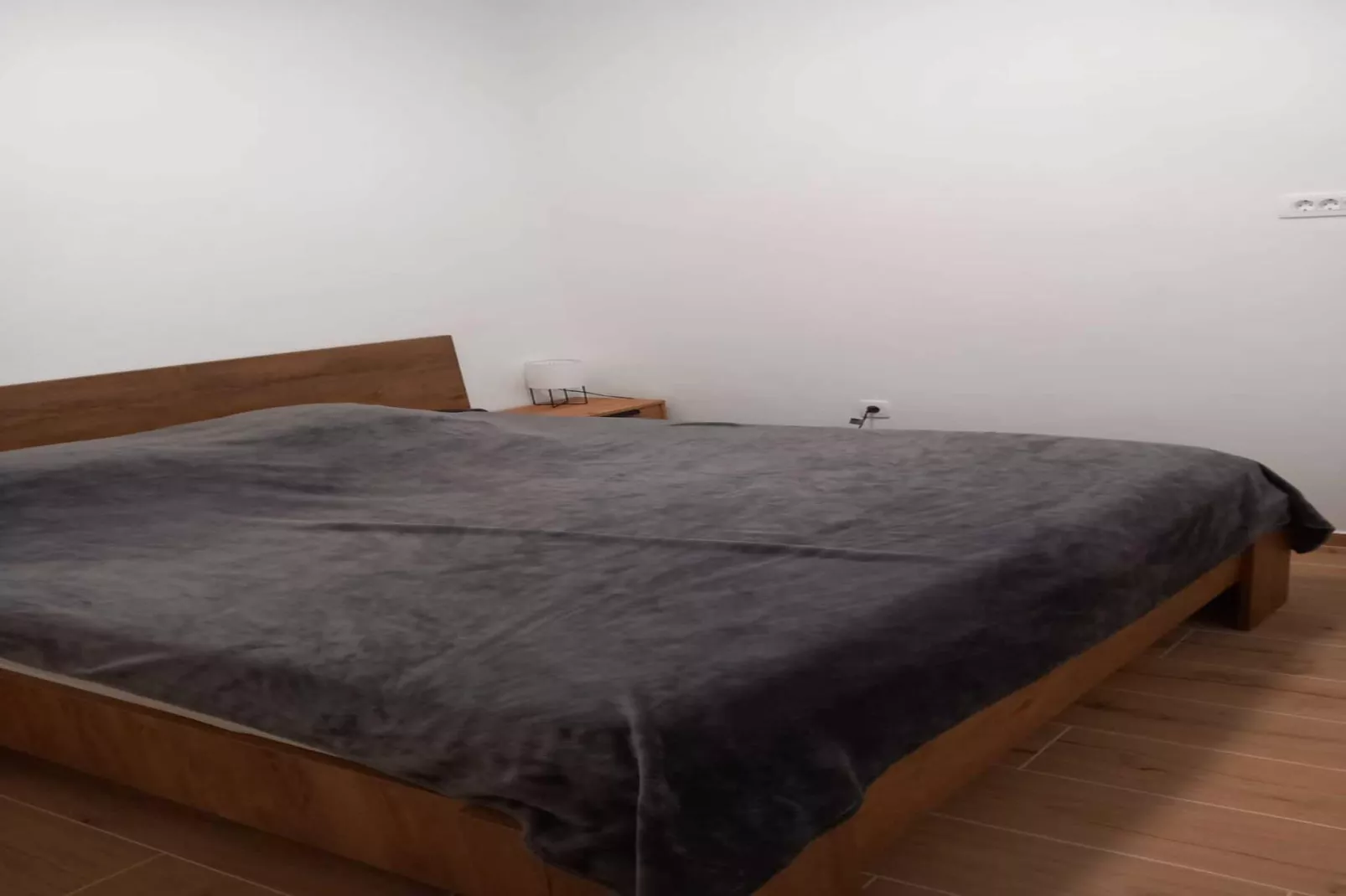 Apartments Kalajzic - Two Bedroom Apartment with Garden and Terrace(A2) (ST) - Chambre