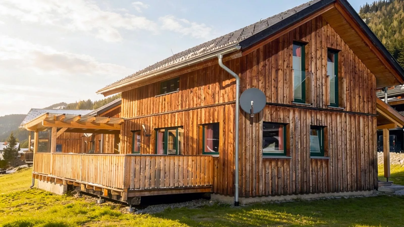 Spatzennest-Exterior in summer