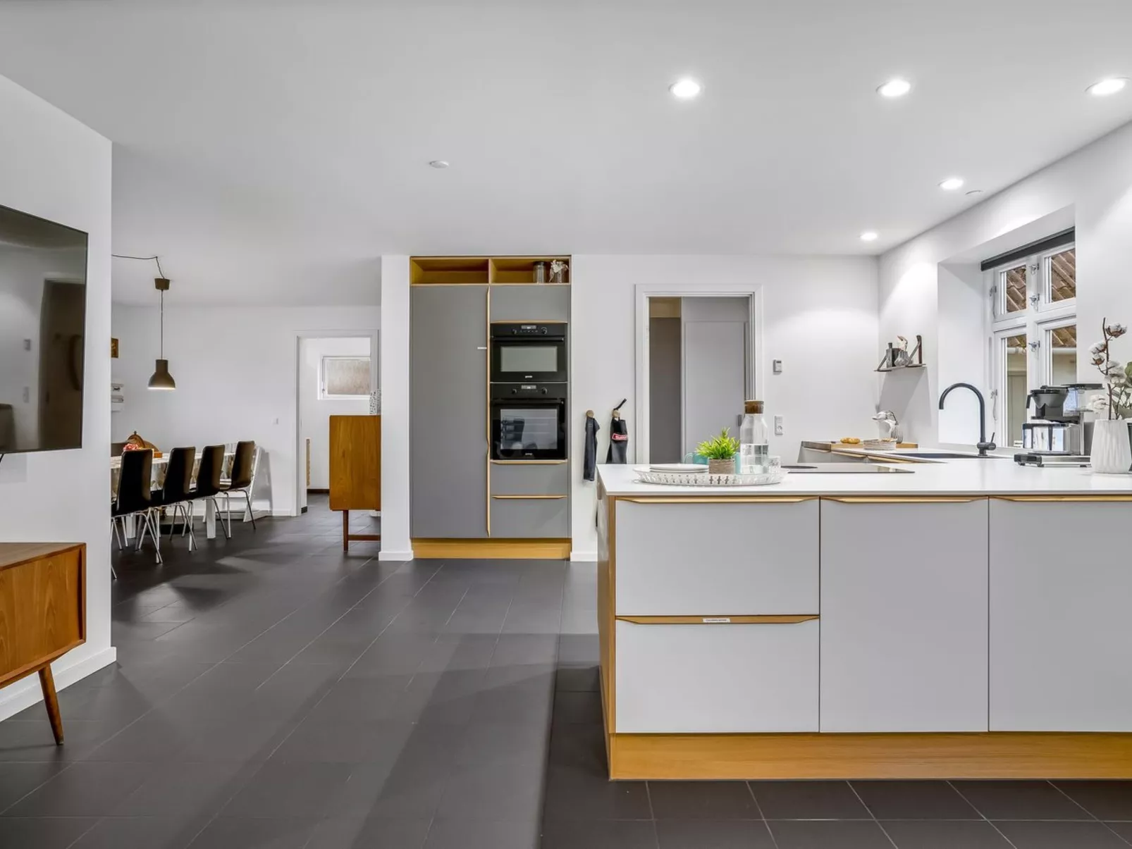 "Afke" - 700m from the sea-Inside