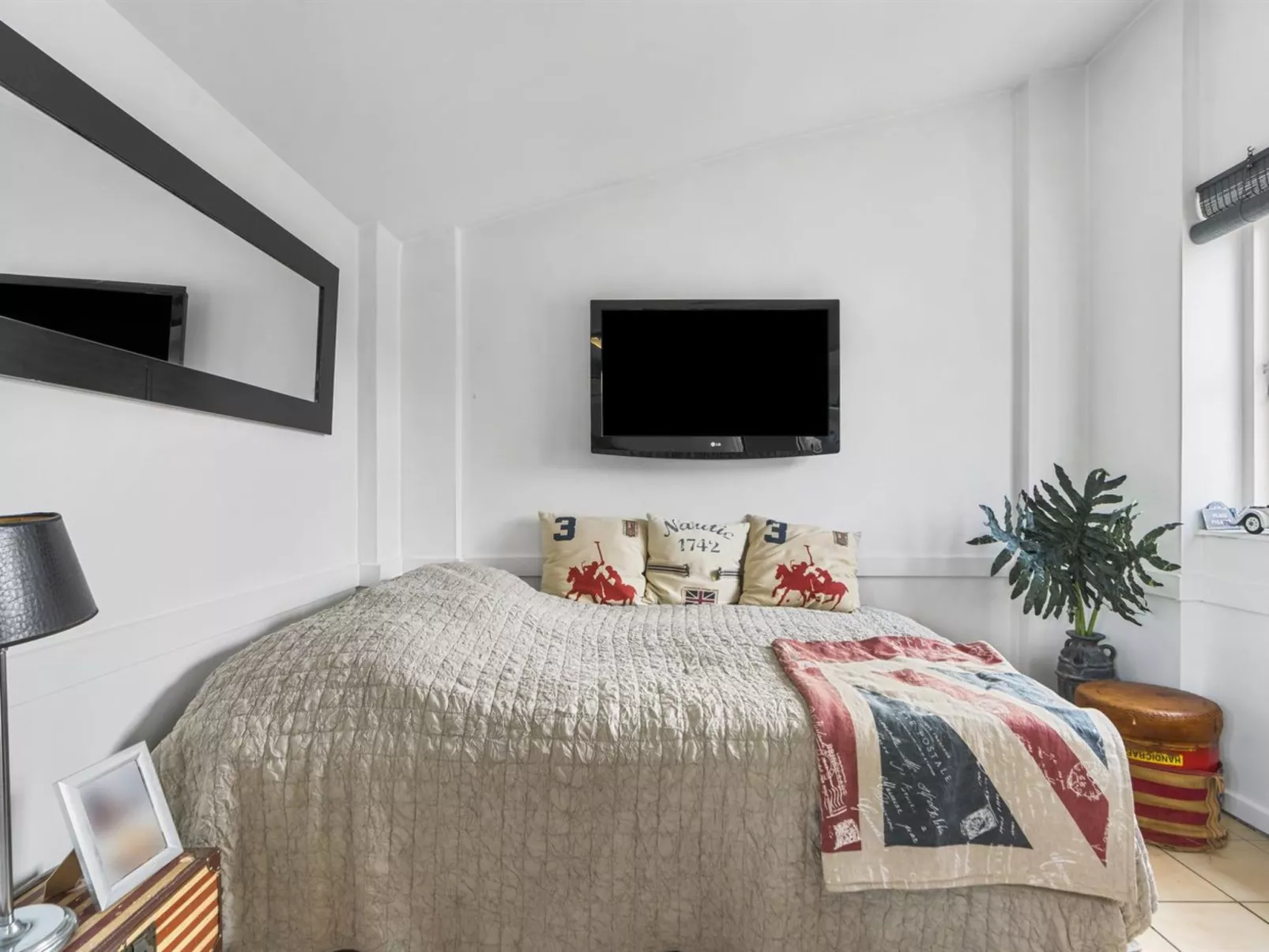 "Mads" - 1.2km from the sea - Inside