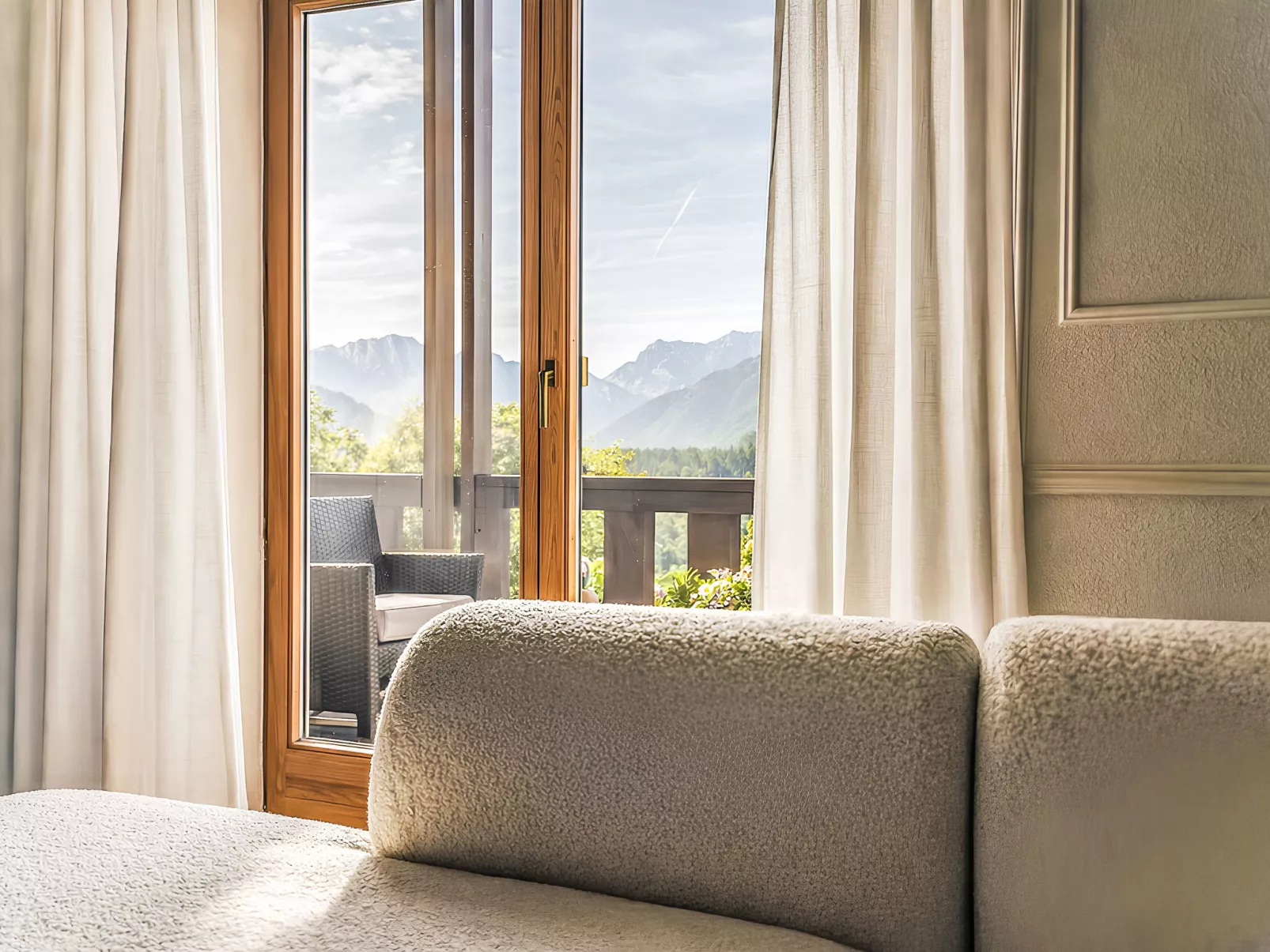 Am Obersalzberg-Inside