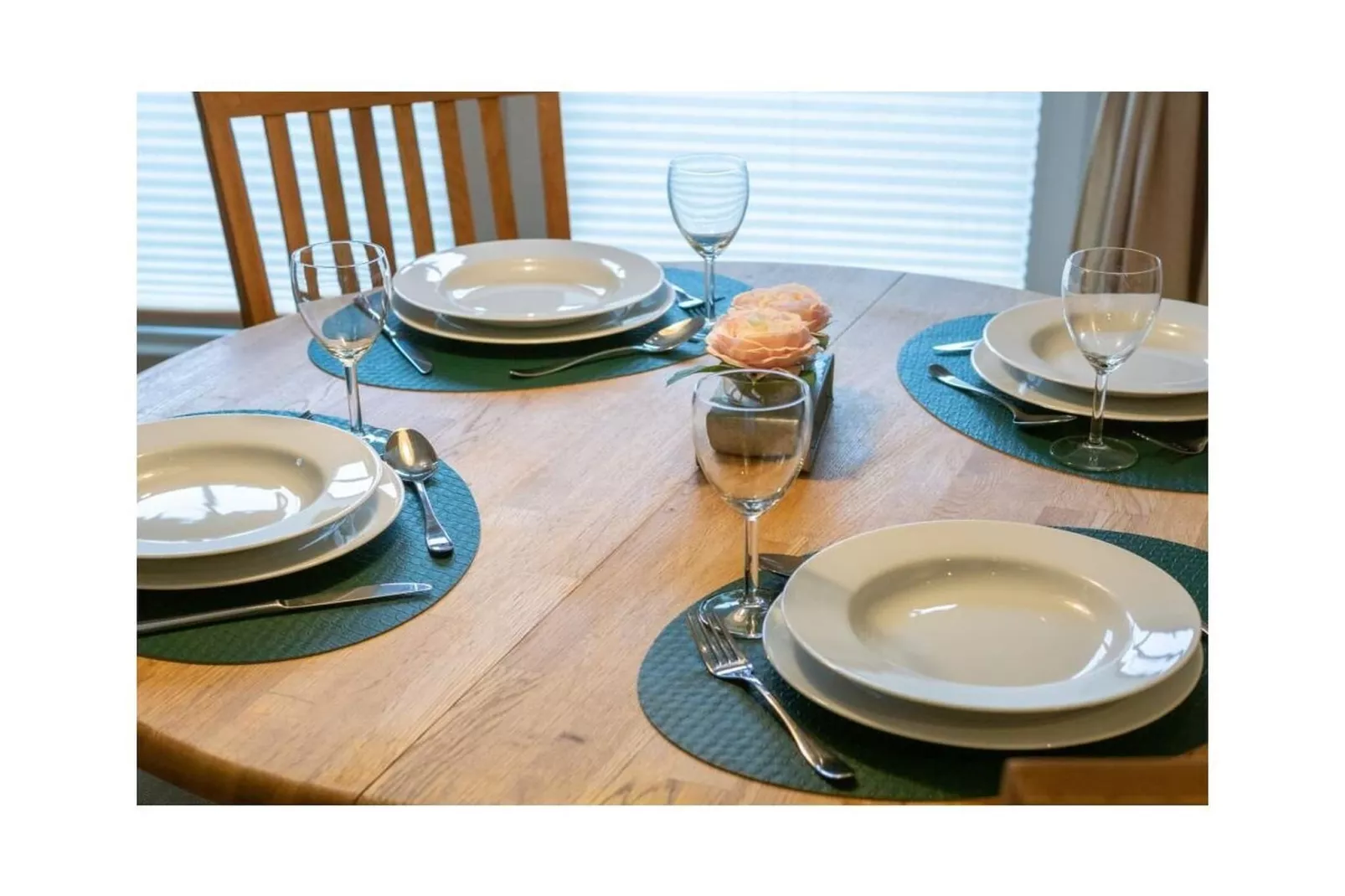 539171-Salle à manger