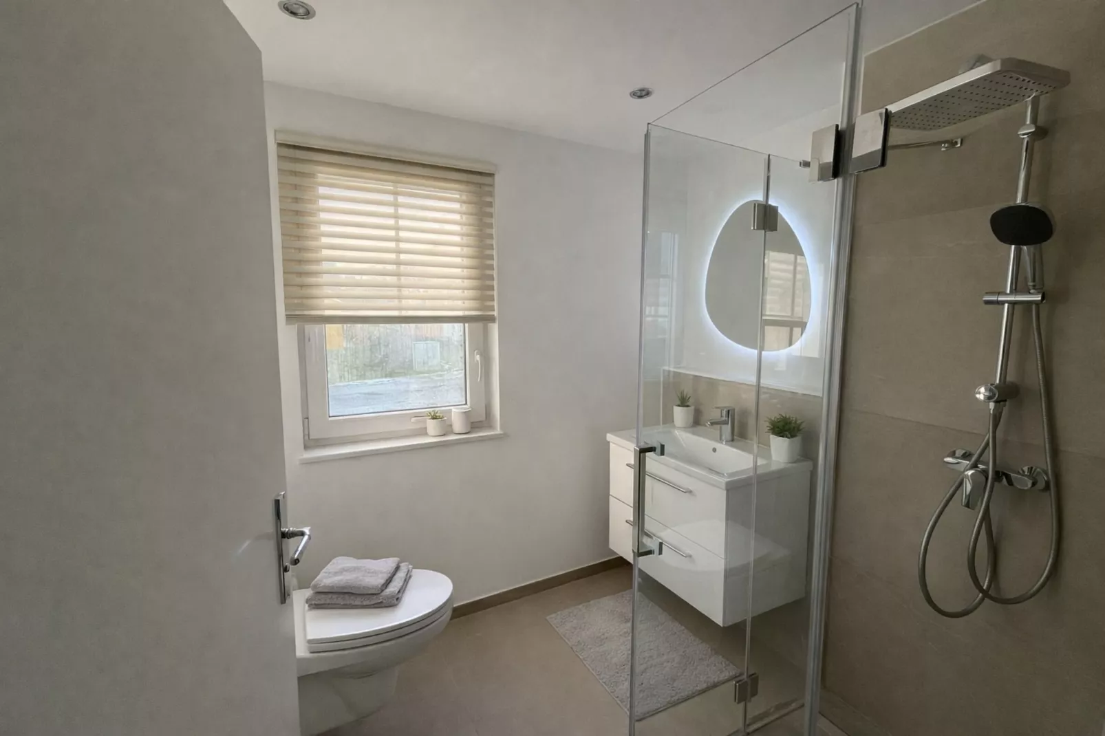 Ferienhaus Sanibel-Badezimmer