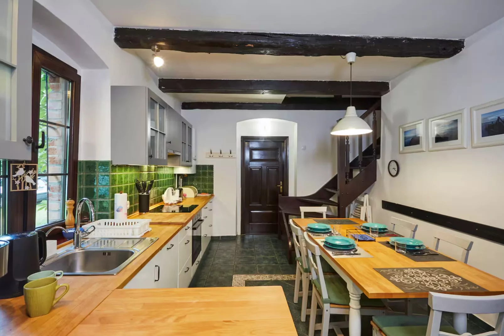 Dom wakacyjny w Sasinie dla max 10 osób-Salle à manger