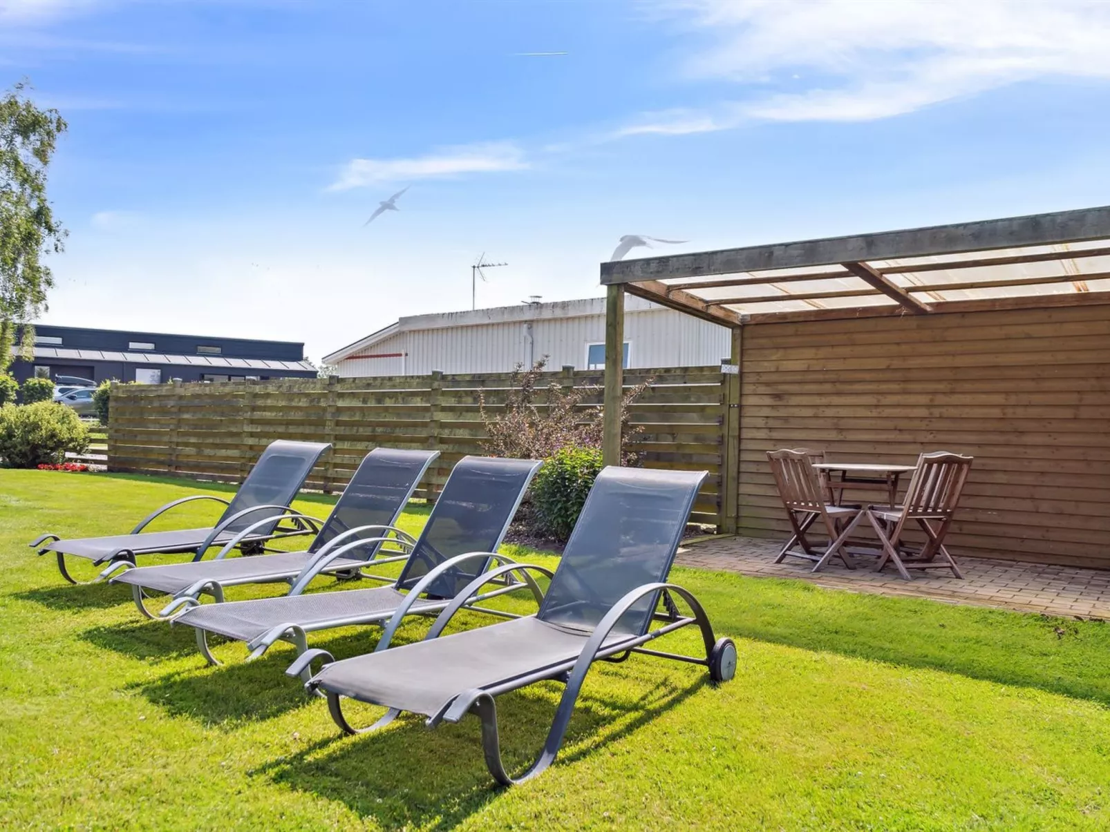 "Neno" - 100m from the sea-Draußen